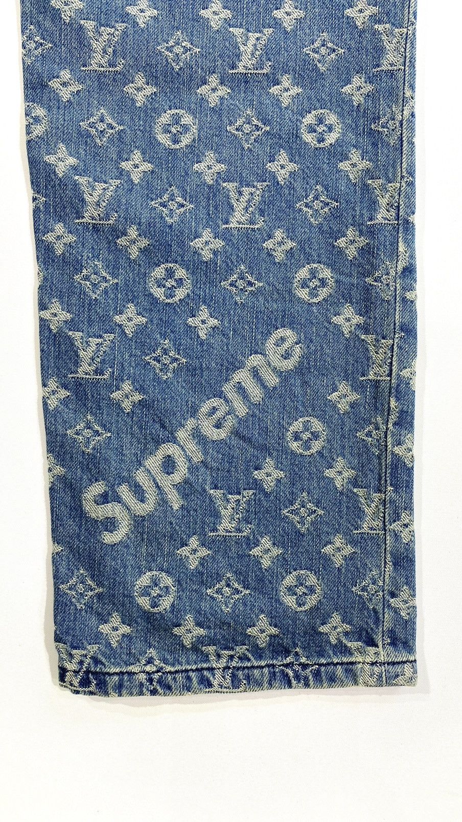 Louis Vuitton × Supreme Louis Vuitton X SUPREME Denim Jeans 27 blue monogram Size US 27 - 8 Thumbnail