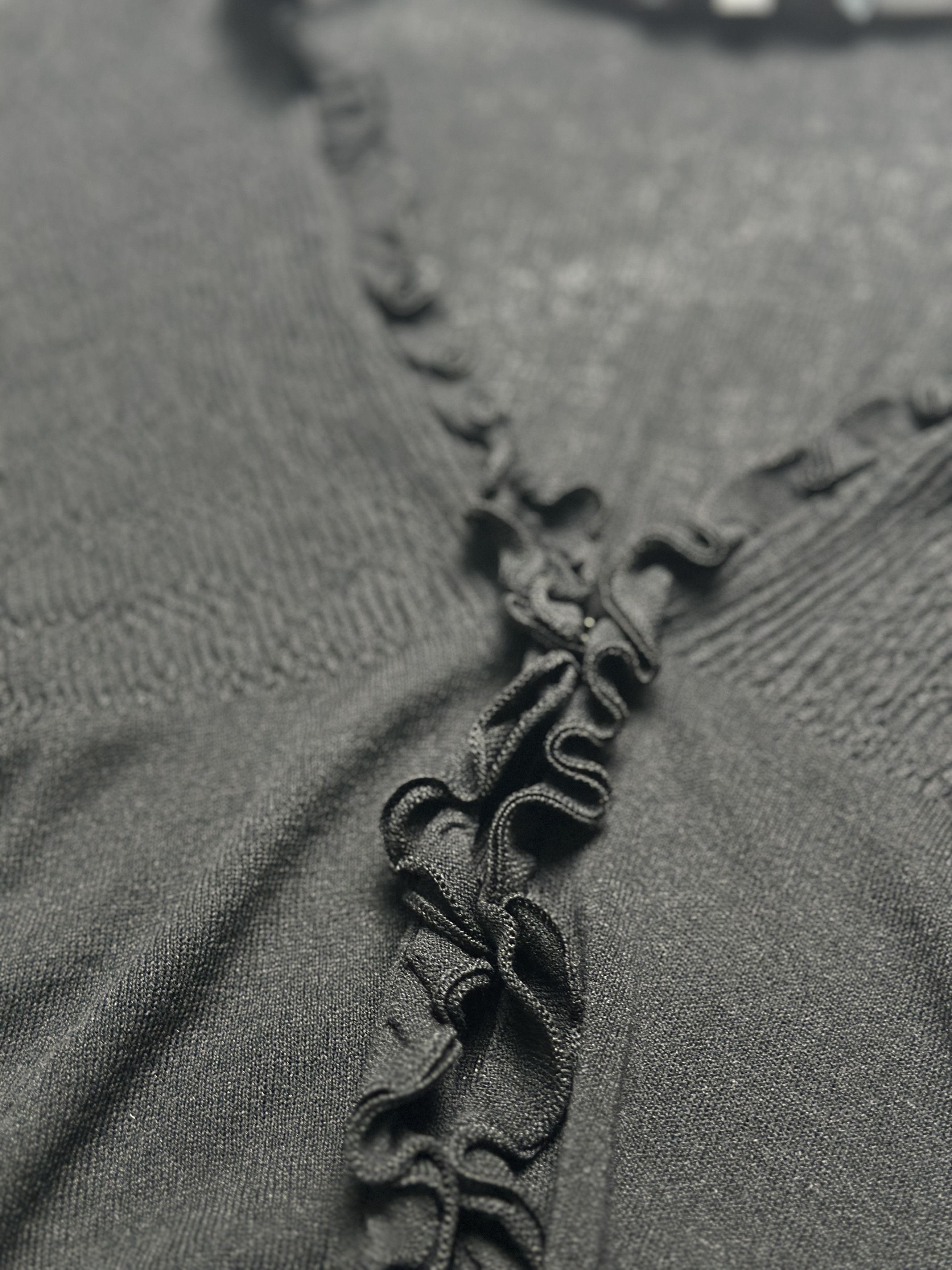 Gucci Gucci Black Cardigan With Ruffle Details Size S / US 4 / IT 40 - 4 Thumbnail