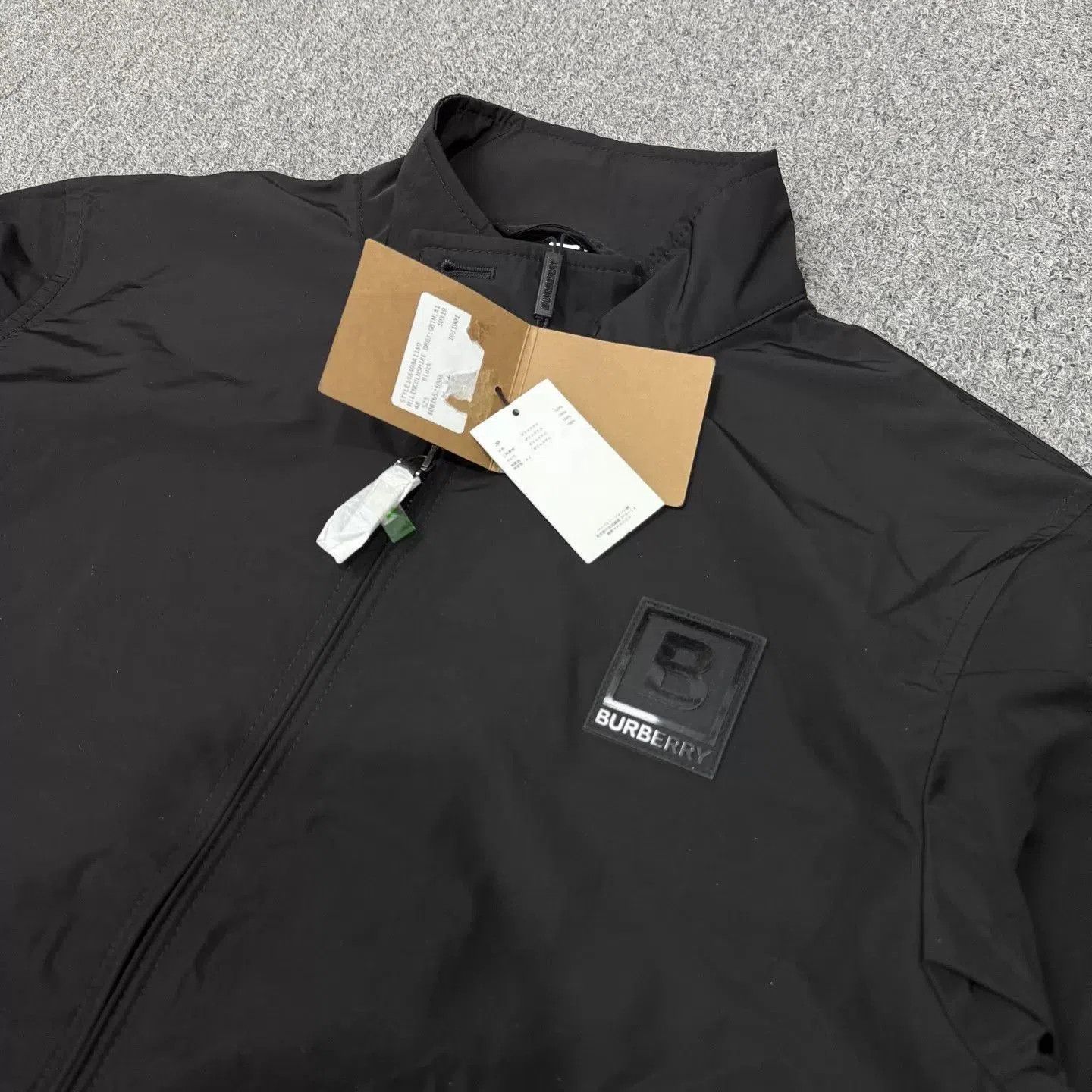 Burberry Black Lightweight Zip-Up Jacket Size M. Size US M / EU 48-50 / 2 - 3 Thumbnail