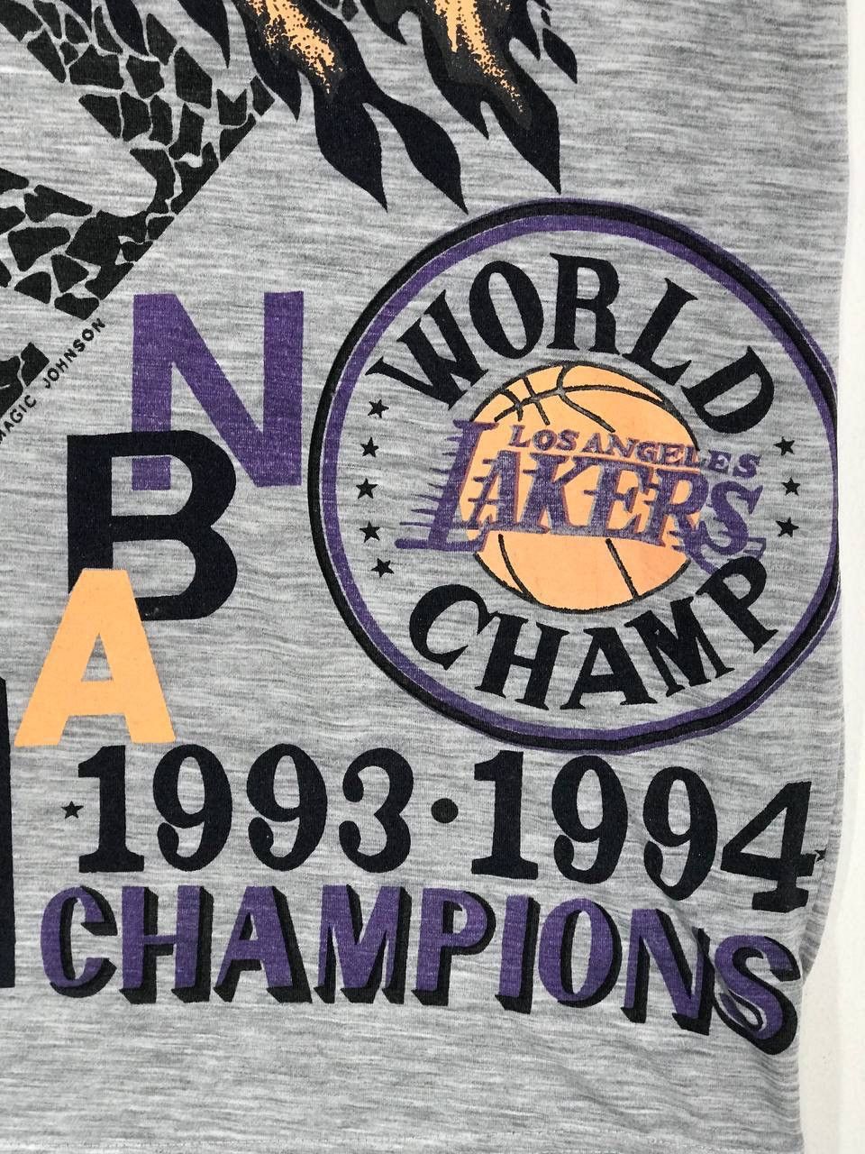 NBA × Vintage vintage Lakers nba champion 94-95 Size US L / EU 52-54 / 3 - 7 Thumbnail
