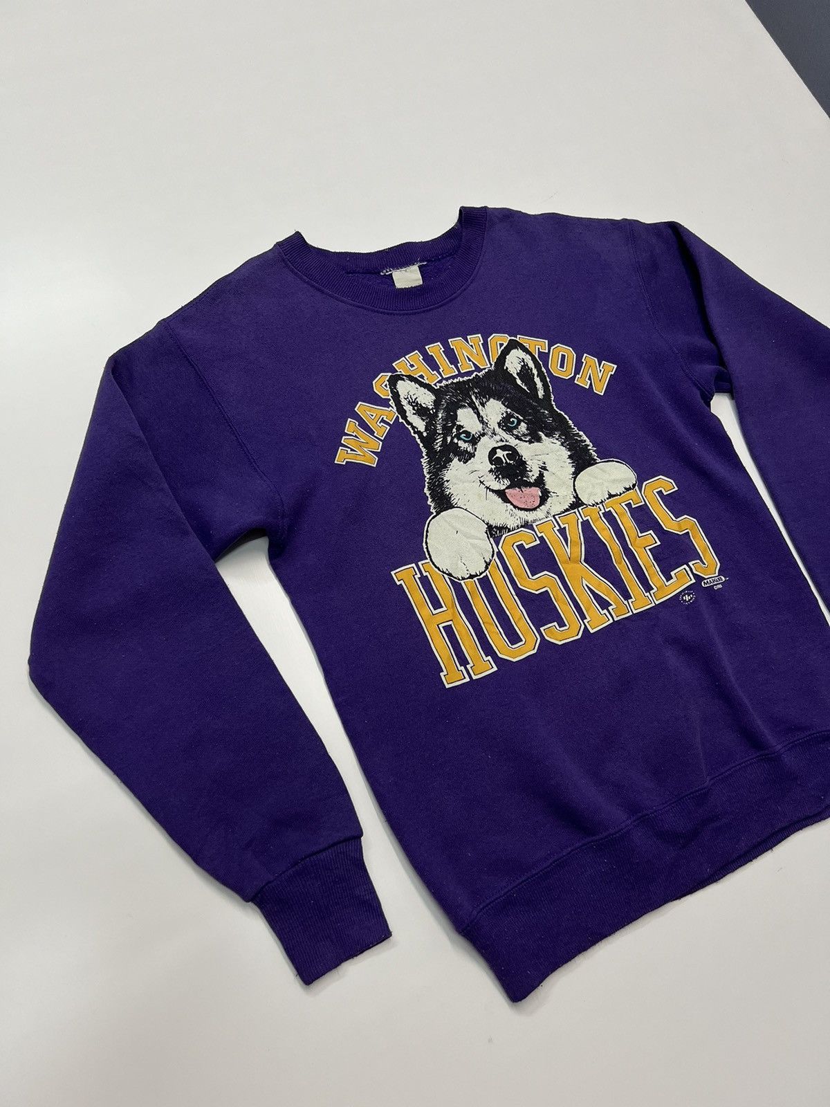 VINTAGE WASHIGTON HUSKIES SWEATSHIRT