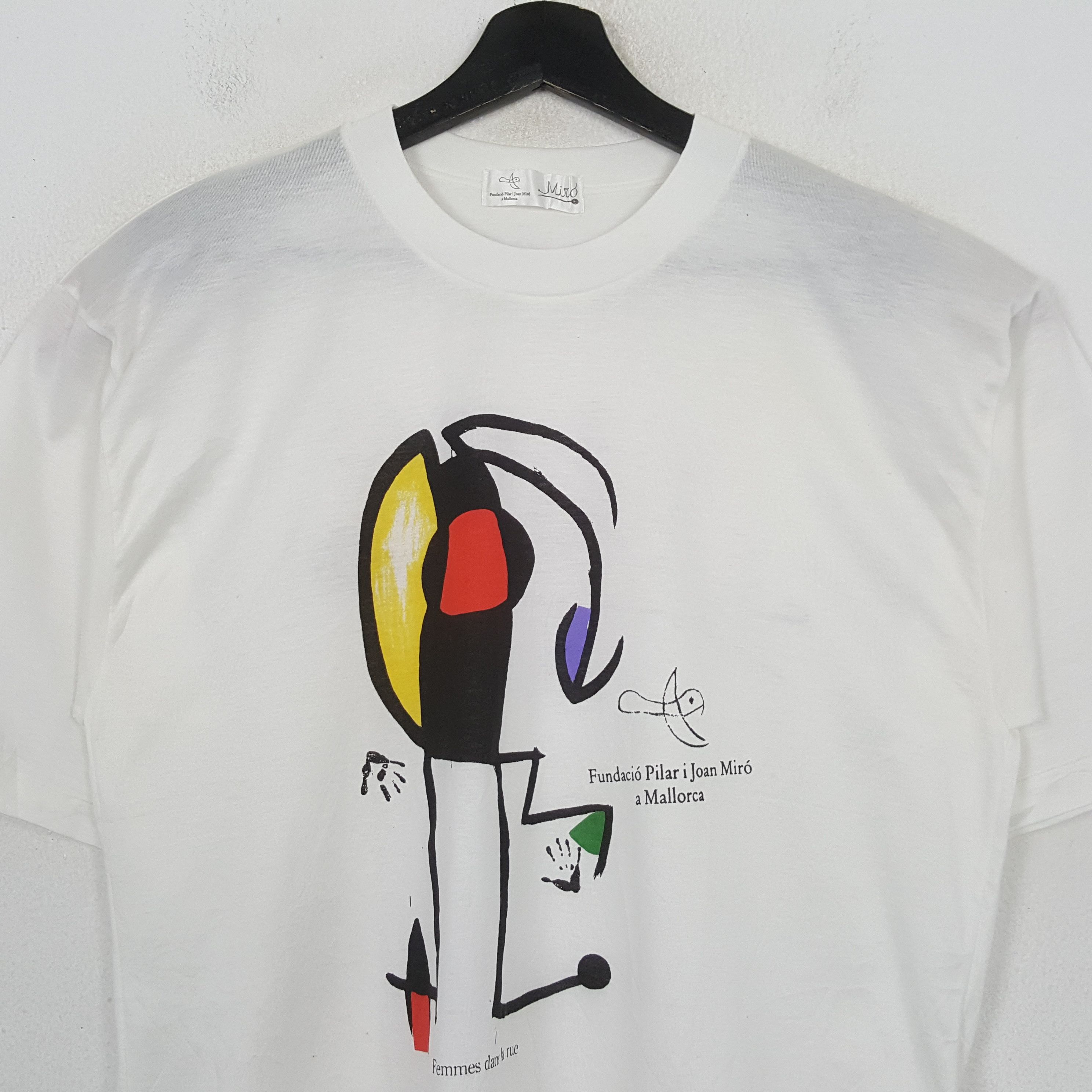 Vintage Joan Miro Art Design Style Tshirt C301N29 Size US M / EU 48-50 / 2 - 2 Thumbnail