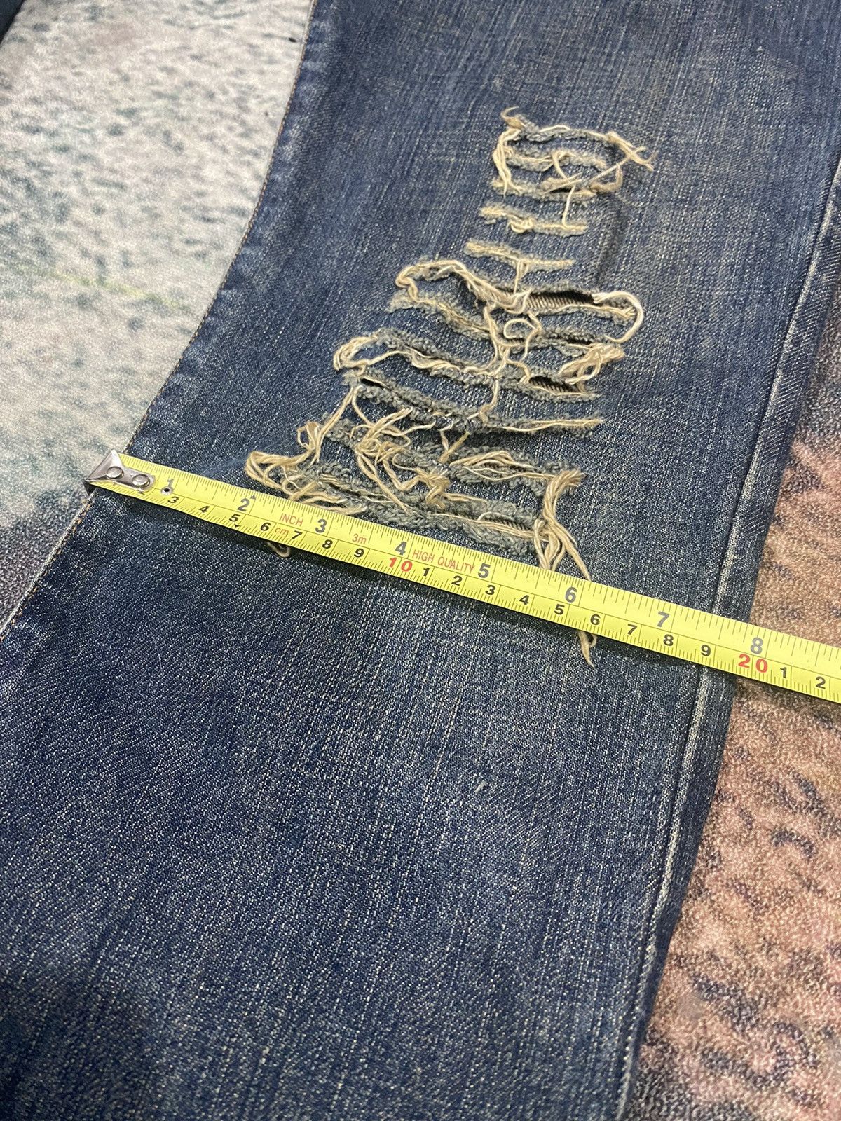 Dolce & Gabbana Rare DOLCE & GABBANA Distressed Flare Jeans W32” Size 32" / US 10 / IT 46 - 16 Thumbnail