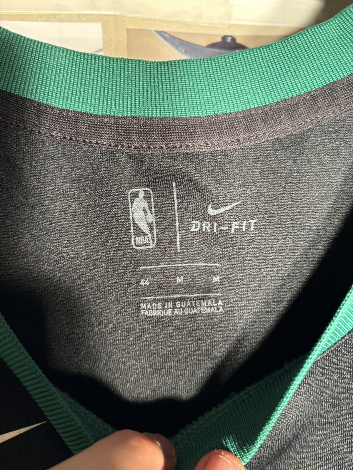 NBA × Nike Kyrie Irving Boston Celtics Nike Swingman Jersey Size US M / EU 48-50 / 2 - 3 Thumbnail