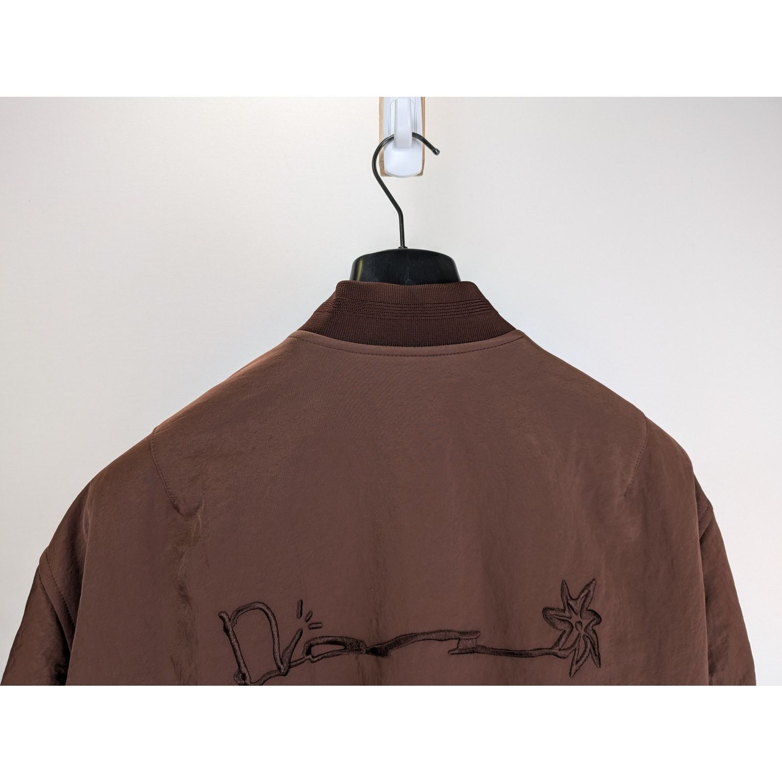 Dior × Travis Scott o1rshd1 Cactus Jack Embroidered Bomber Jacket in Bordeaux Size US M / EU 48-50 / 2 - 13 Thumbnail