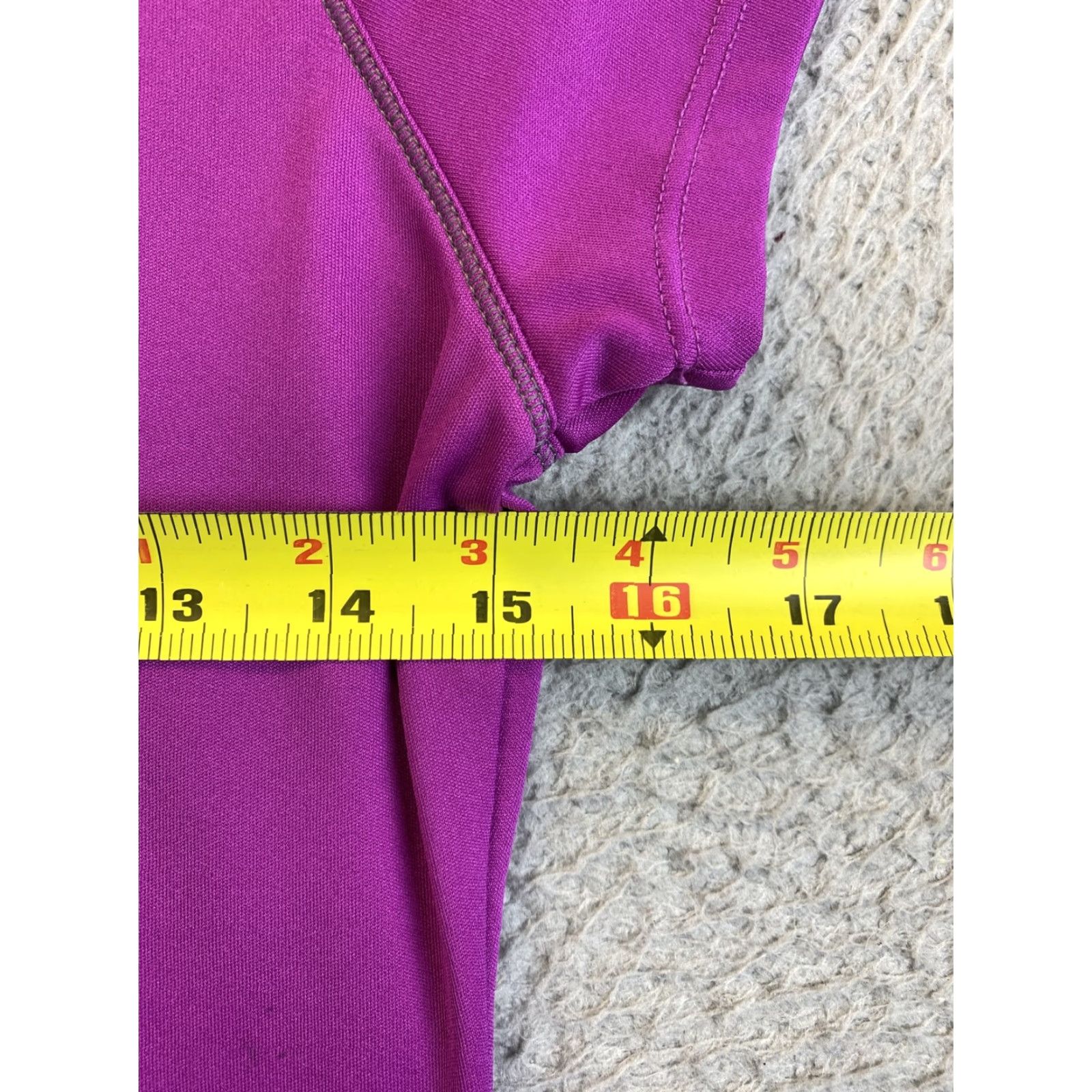 Champion Champion Shirt Womens S plum Short Sleeve Athletic Adult Ladies Medium /32-56 T-Shirt Size S / US 4 / IT 40 - 6 Thumbnail