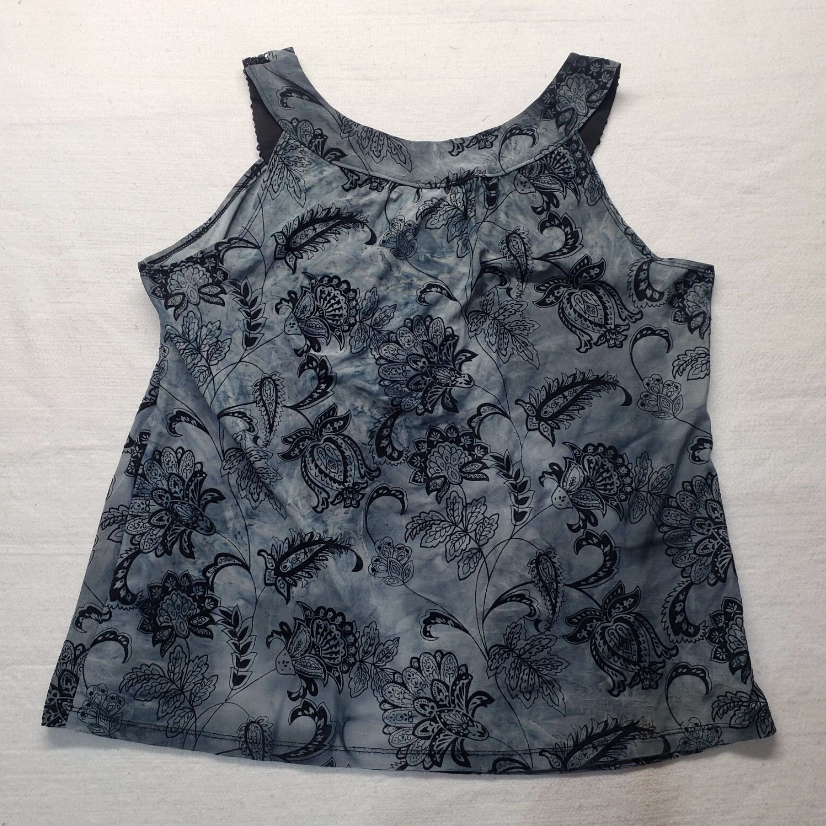 Vintage **Cato Gray Flora Print Tank Top Adult Women's Size XL** User: Cato Gray Floral Print Tank Top Adult Women's Size XL Size XL / US 12-14 / IT 48-50 - 7 Thumbnail