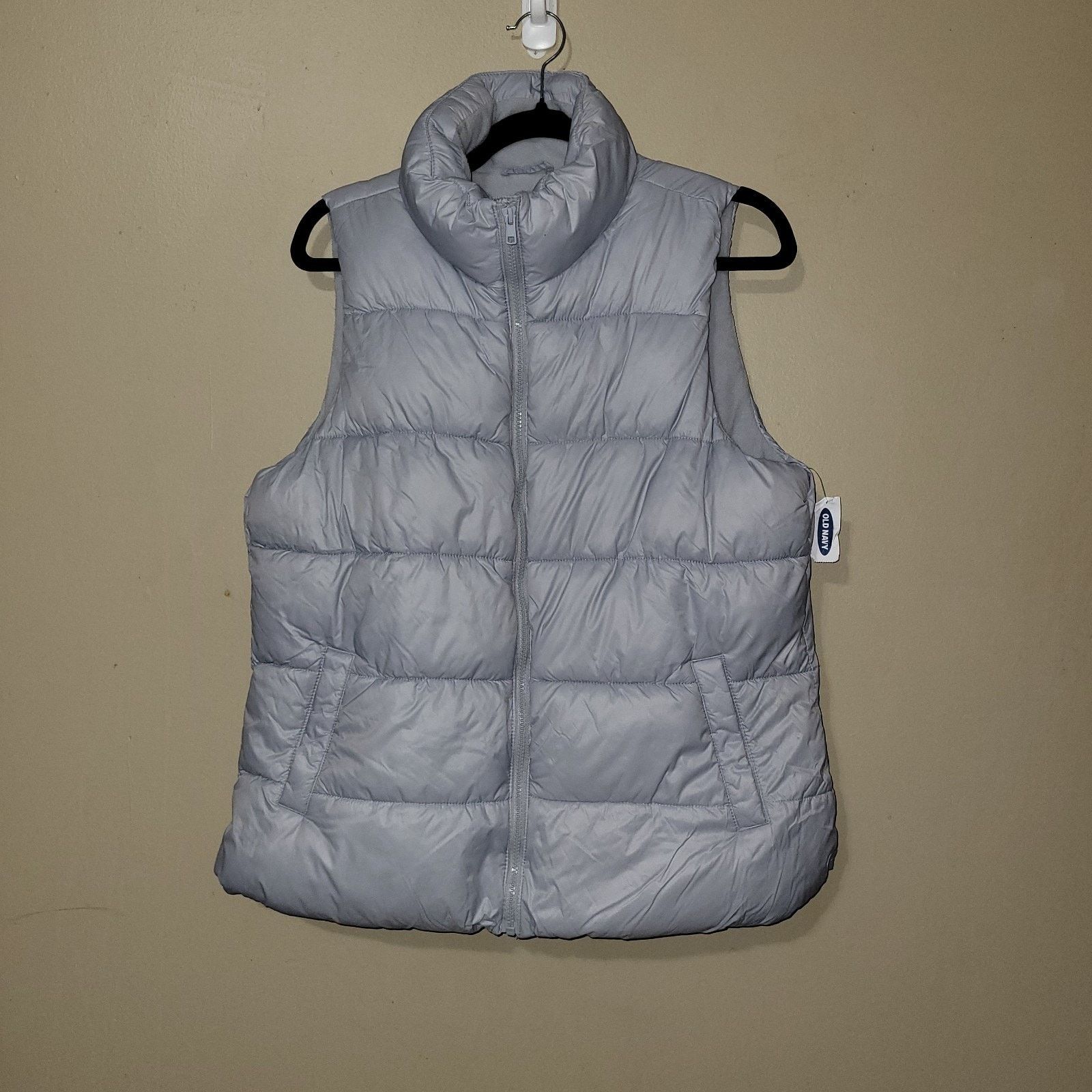 Old Navy Old Navy Sleeveless Large Vest Puffer Pockets Gray Size US L / EU 52-54 / 3 - 1 Thumbnail