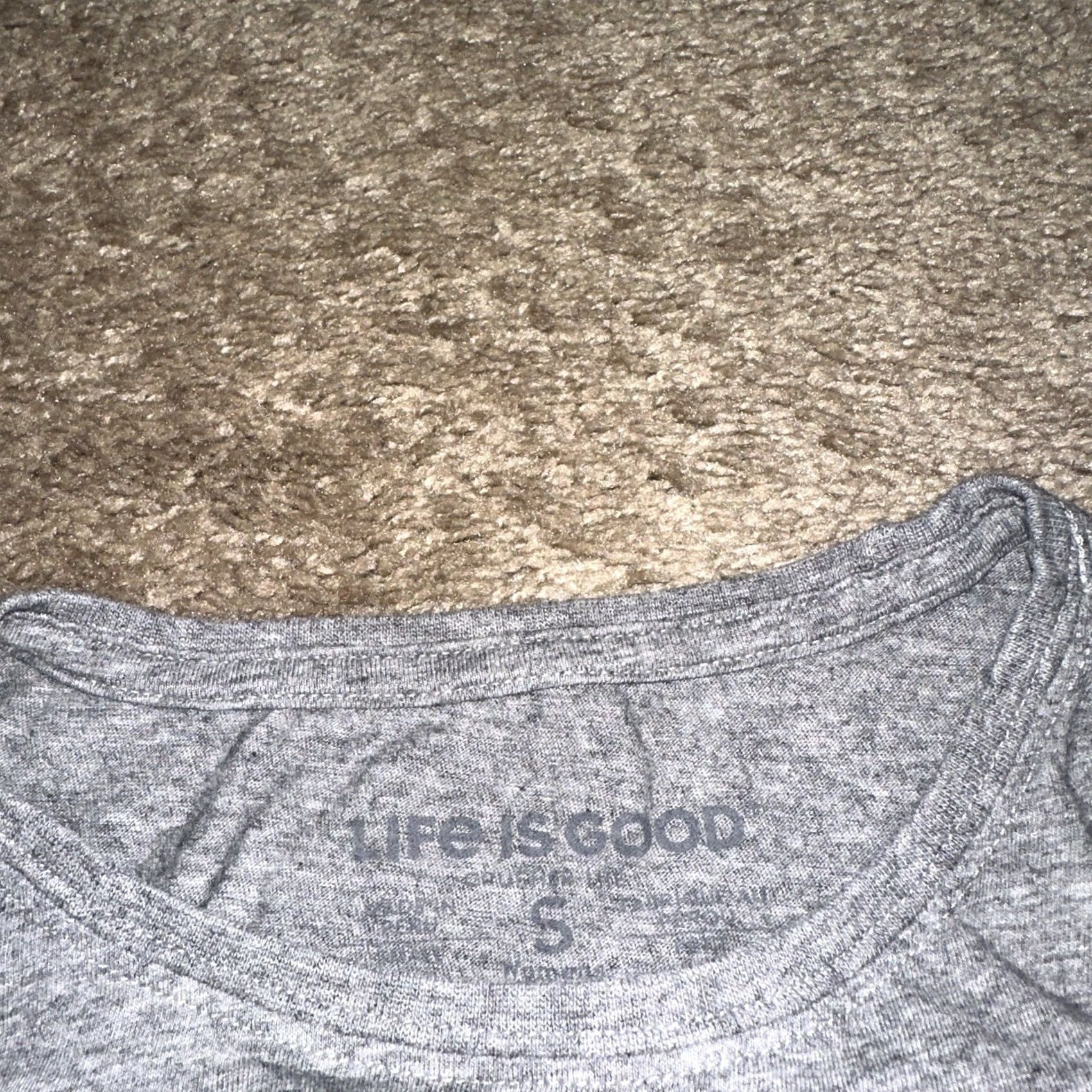Life is Good Life is Good Crusher Tee Womens Small Dog Graphic Print Short Sleeve Gray Size 28" / US 6 / IT 42 - 4 Thumbnail