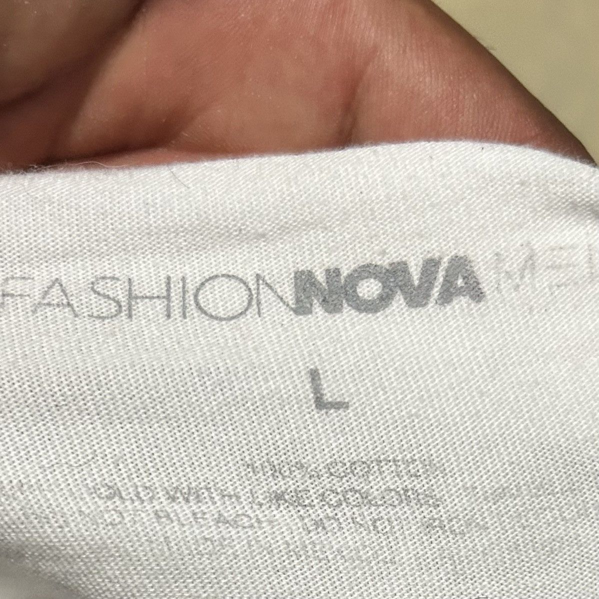 Fashion Nova Love and Suffering graphic tee Size US L / EU 52-54 / 3 - 3 Thumbnail