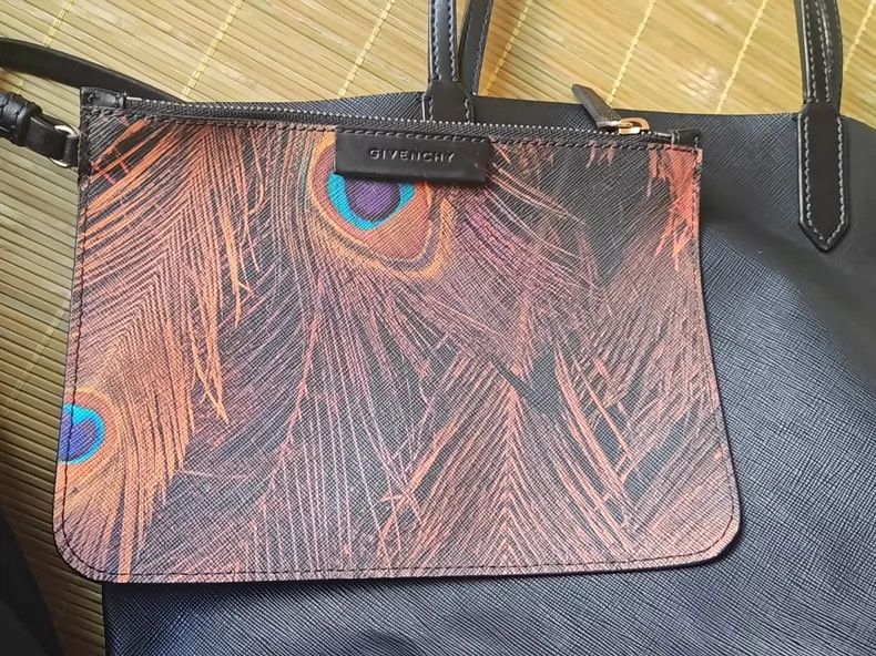 Other Givenchy Black Whole Leather Sub Bag Size ONE SIZE - 7 Thumbnail