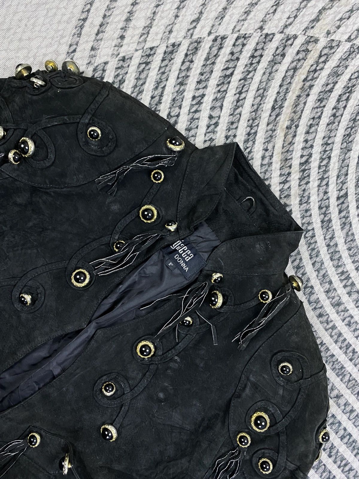 Seditionaries Vintage Gacca Donna Cropped Punk Style LeatherJacket Size M / US 6-8 / IT 42-44 - 7 Thumbnail