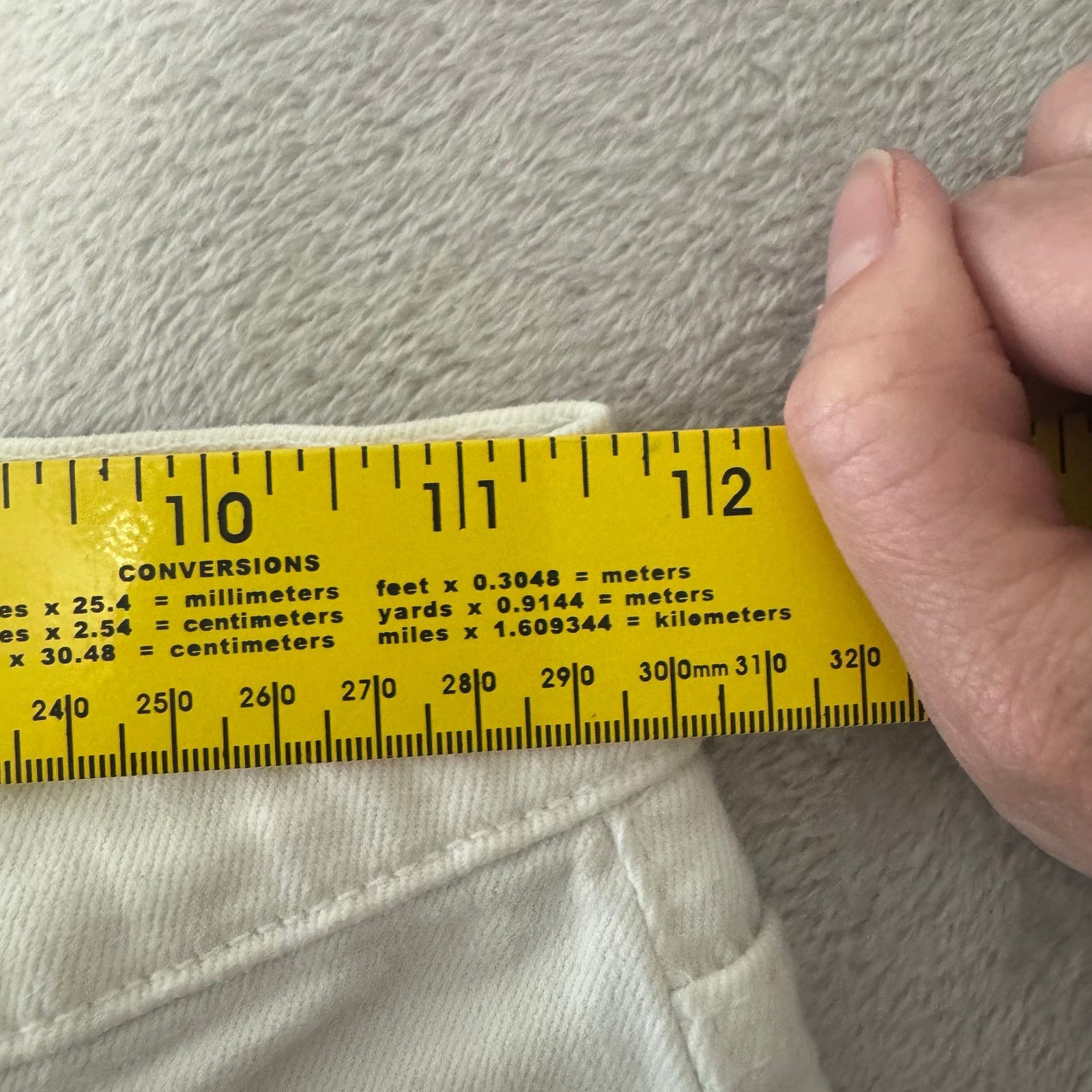 RE/DONE ReDone 90s High Rise Ankle Crop Button Fly Jeans 24 White Size 24" / US 00 / IT 34 - 9 Thumbnail