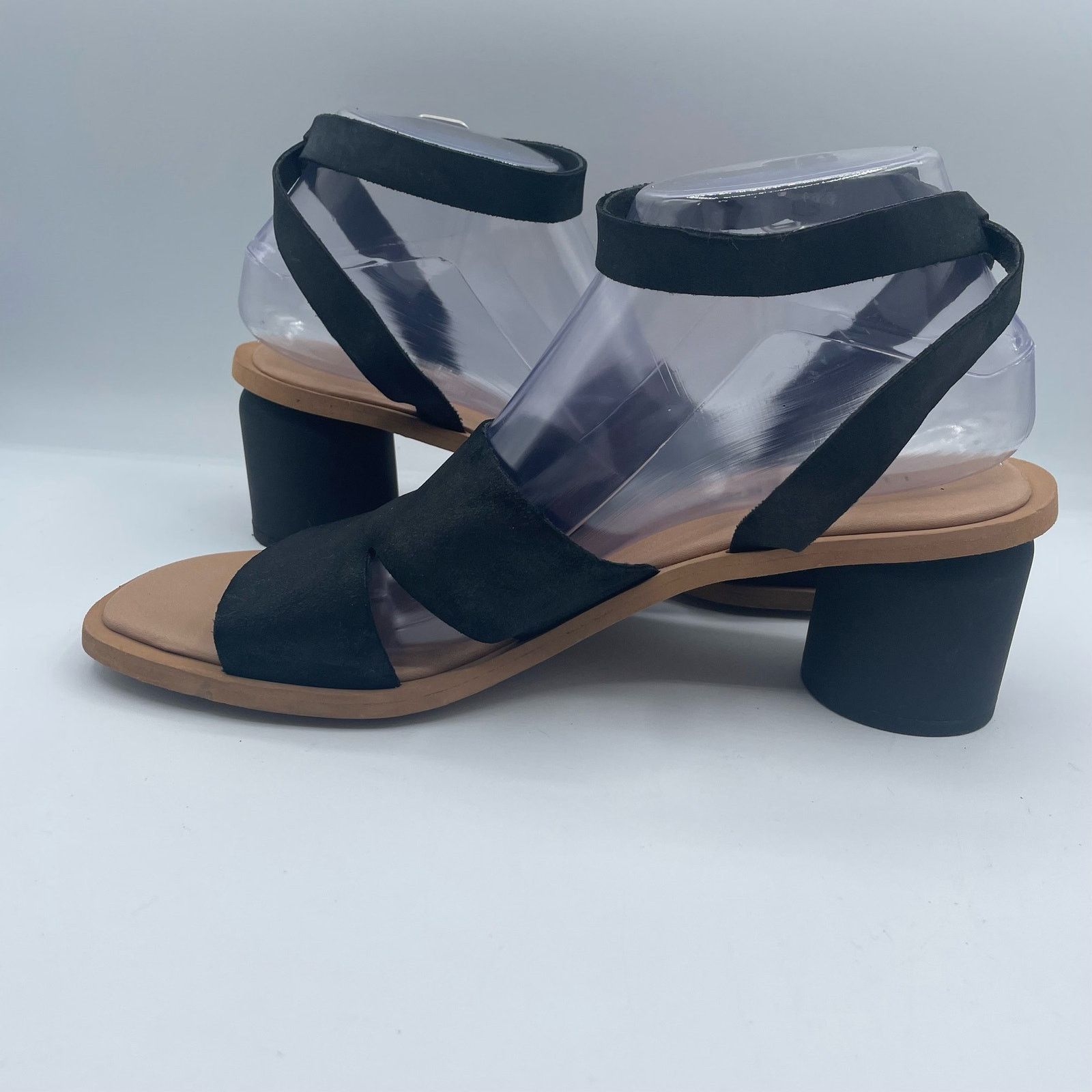 Lucky Brand Lucky Brand Pemal Black Leather Sandals Heels 9 Size US 9 / EU 42 - 6 Thumbnail