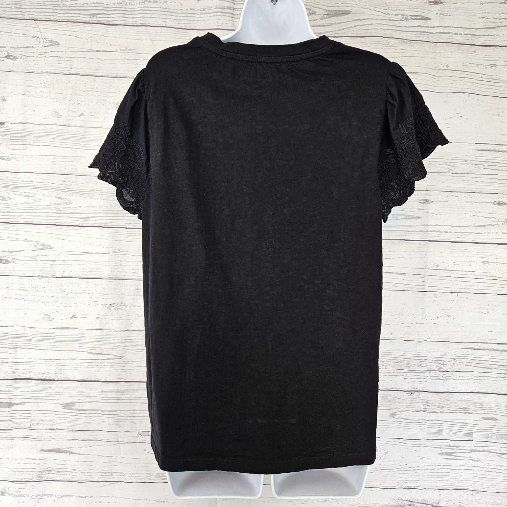 Soft Surroundings Soft Surroundings Womens Top Shirt Womens L Black Solid Embroidered Short Sleeve Cap 25" Length 20.5" Width Size L / US 10 / IT 46 - 3 Thumbnail