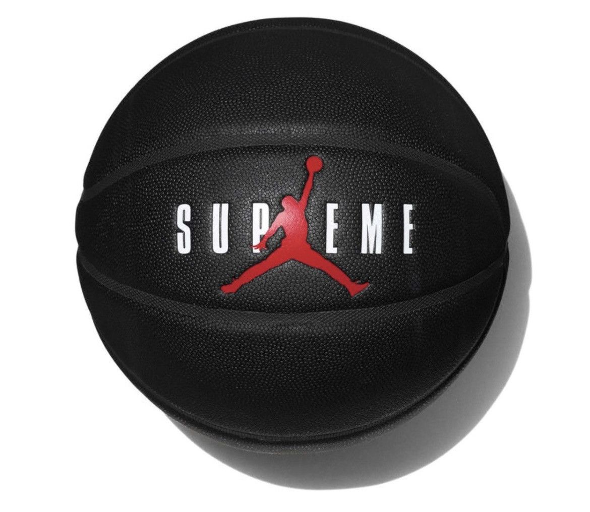 Jordan Brand × Supreme Supreme Jordan Basketball 2024 CONFIRMED Size ONE SIZE - 1 Thumbnail