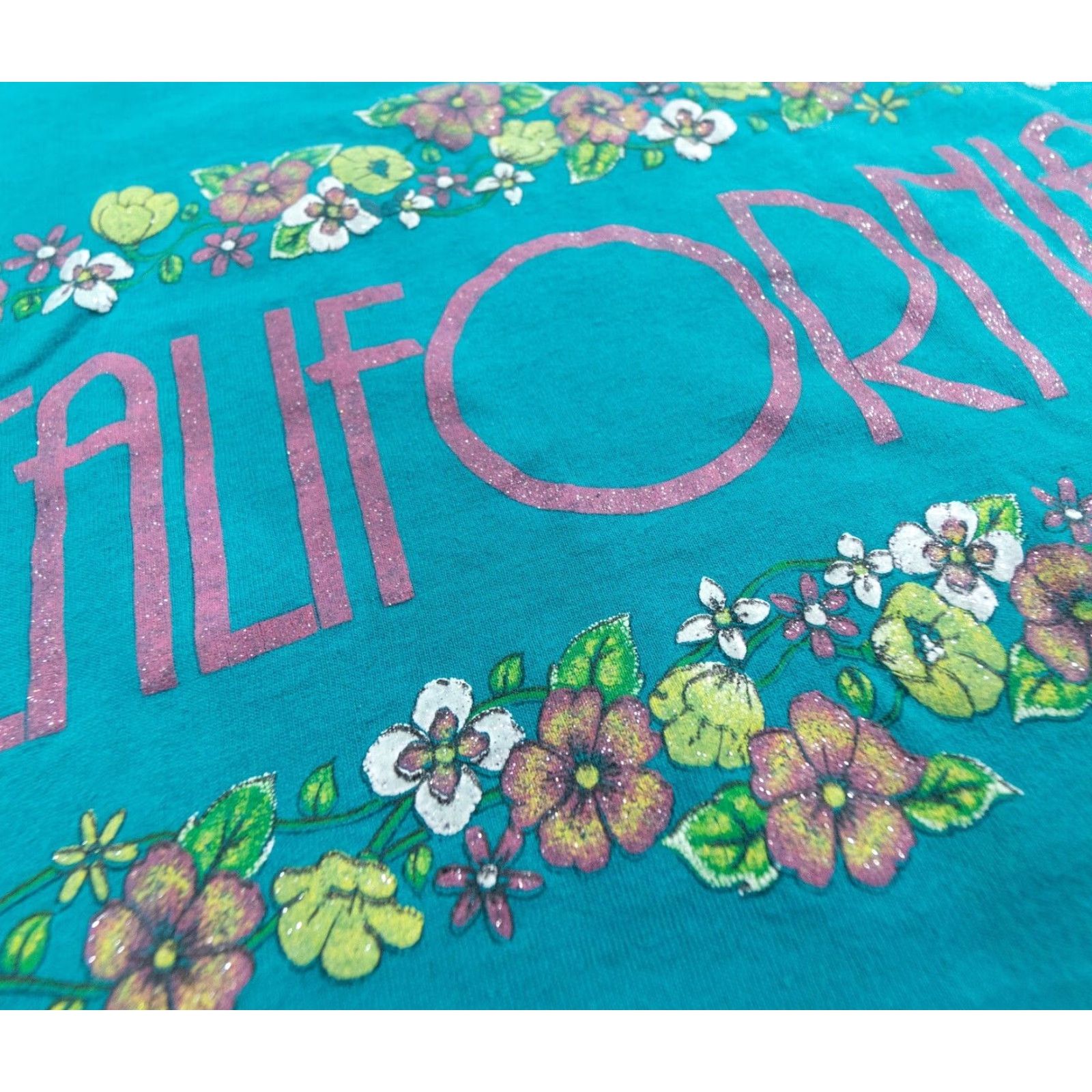 Fruit Of The Loom VINTAGE California Shirt Mens Medium Green 90s T-Shirt All Seasons Crew Neck 100% Cotton/Poly Fruit of the Loom Mens Size US M / EU 48-50 / 2 - 3 Thumbnail