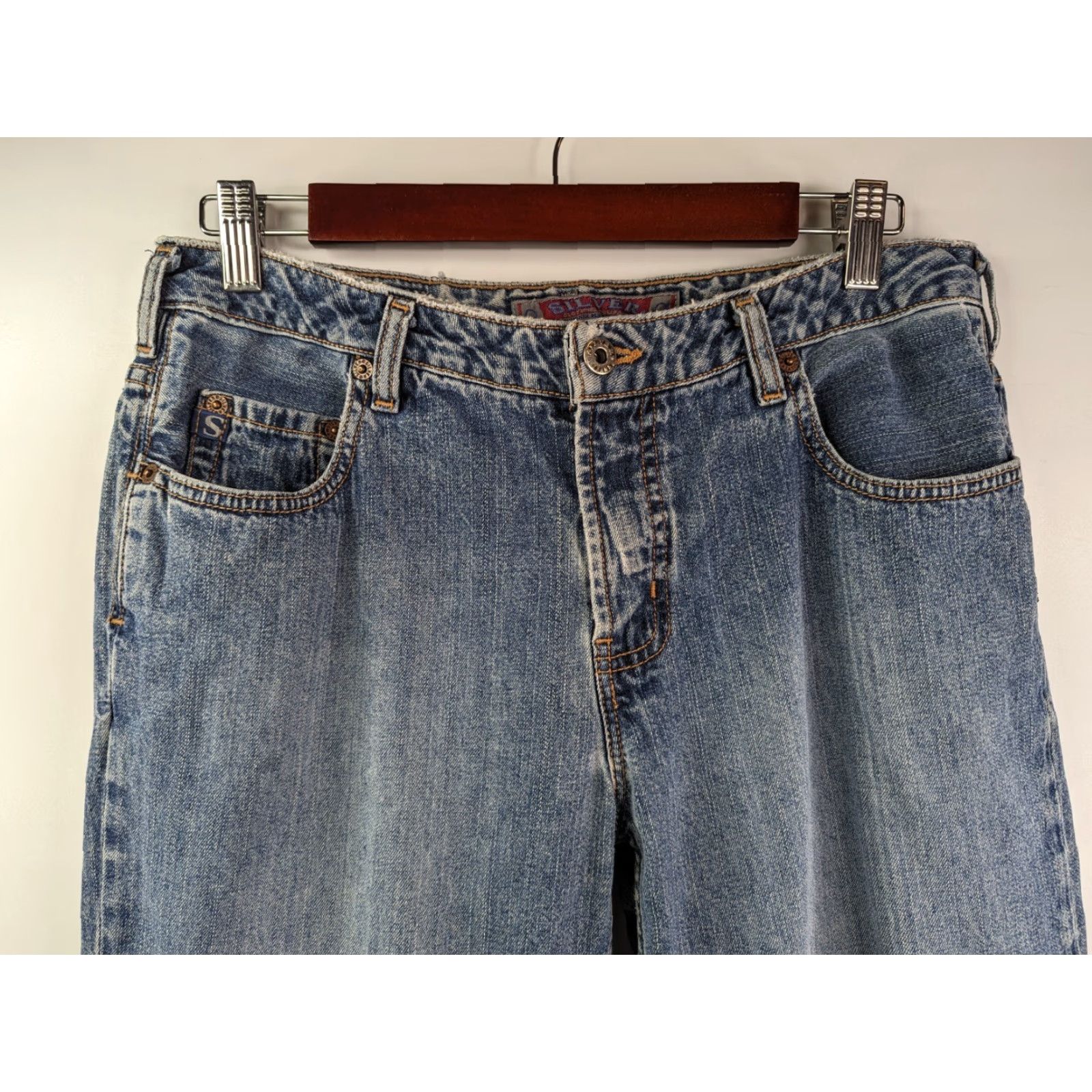 Silver Jeans Co. VINTAGE Silver Jeans Capri Jeans Distressed Women’s 32 Denim 100% Cotton Blue Slim Straight 5-Pocket Womens Jeans Size 24" / US 00 / IT 34 - 2 Thumbnail