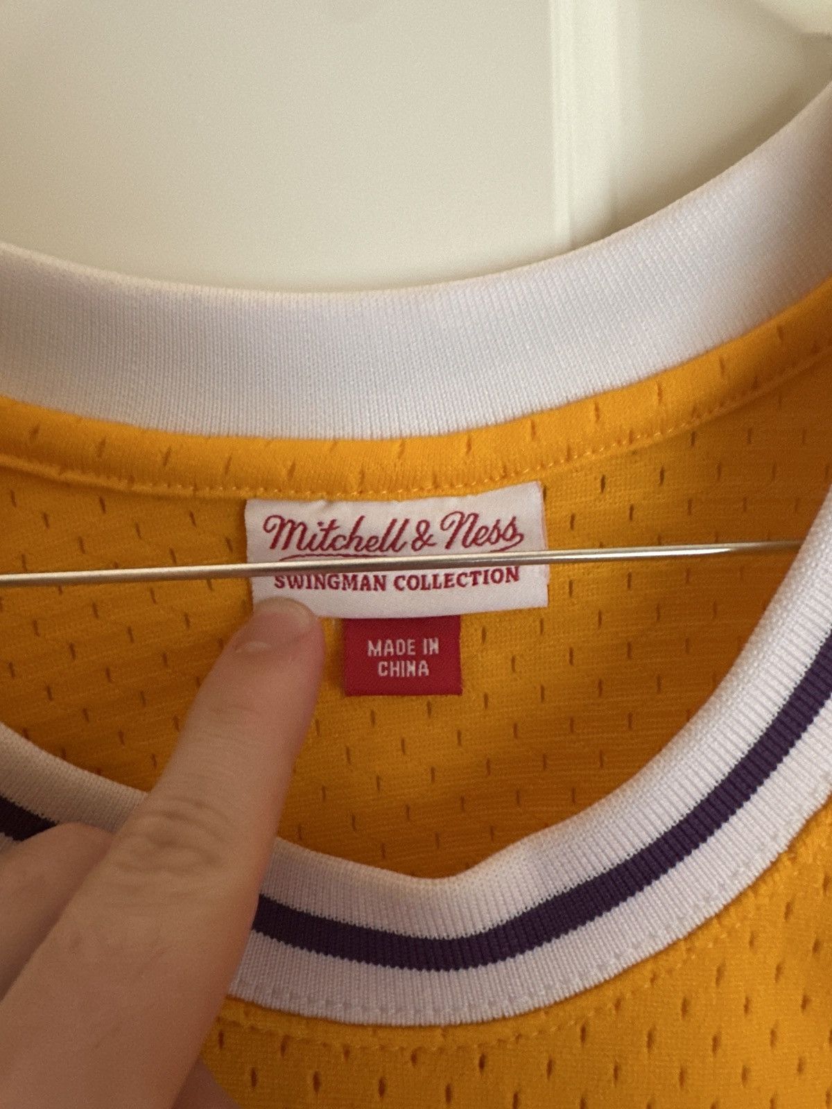 Mitchell & Ness Lakers Magic Johnson Jersey - Mitchell & Ness Size US S / EU 44-46 / 1 - 4 Thumbnail
