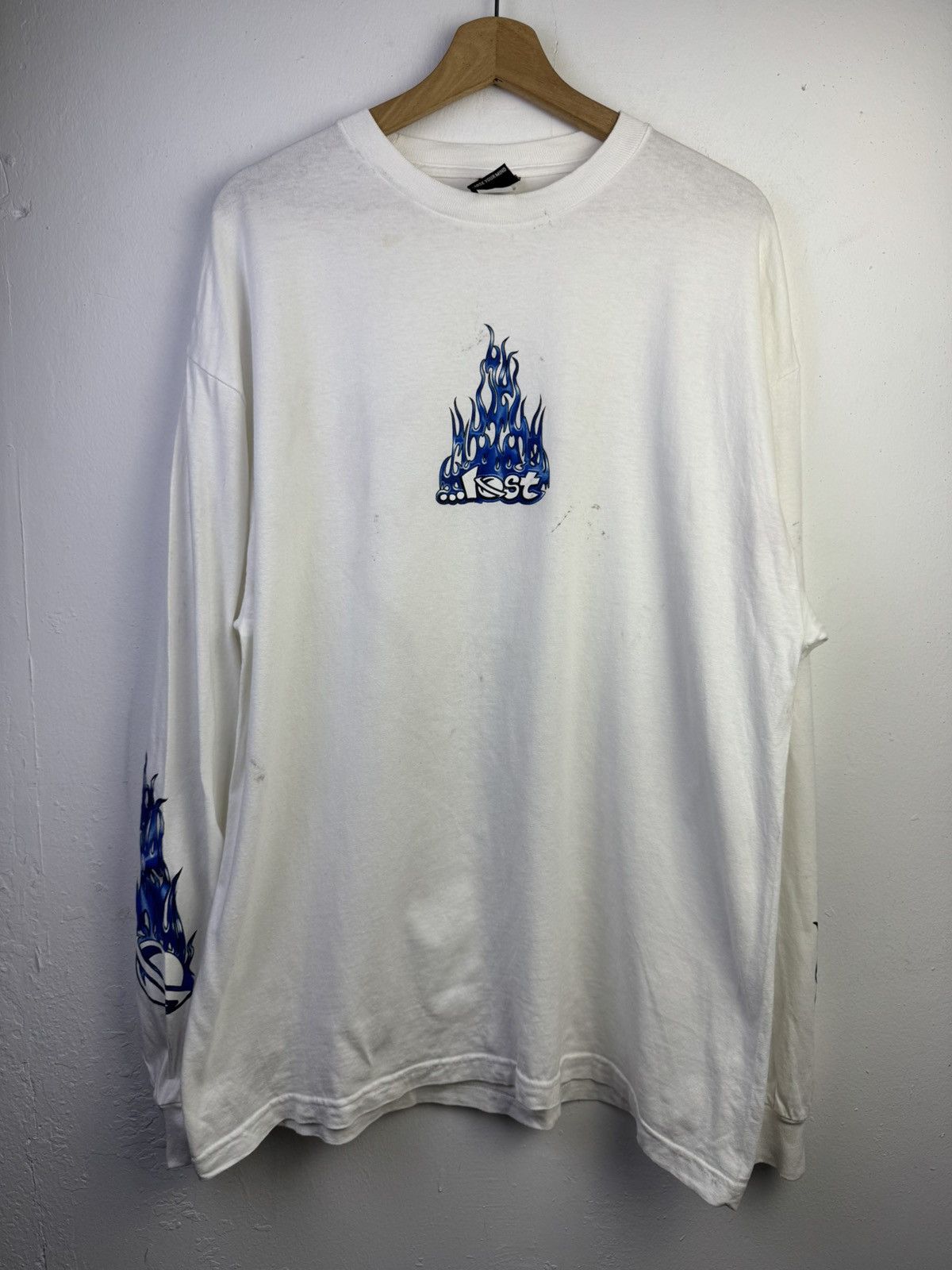 Lost Enterprises Vintage Lost Enterprises Skateboards Surf Flames Tshirt Size US XL / EU 56 / 4 - 1 Thumbnail
