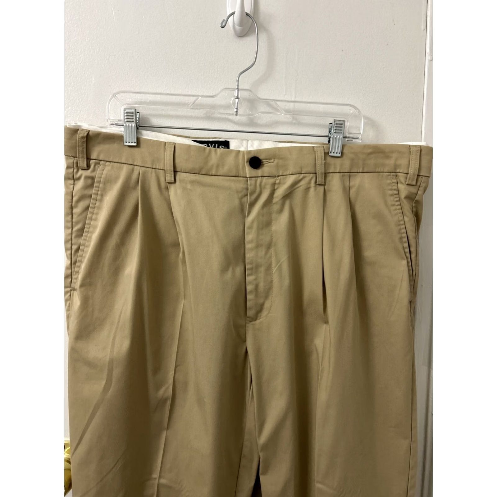 Orvis VINTAGE Orvis Pants Mens 40x29 Tan Chino Pleated Cuffed Straight Leg YKK Regular 90s Womens? Size US 40 / EU 56 - 2 Thumbnail