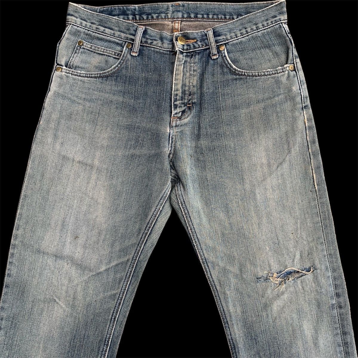 Lee Vintage Lee Classic Light Wash Distressed Denim Jeans W31 Size US 31 - 3 Thumbnail