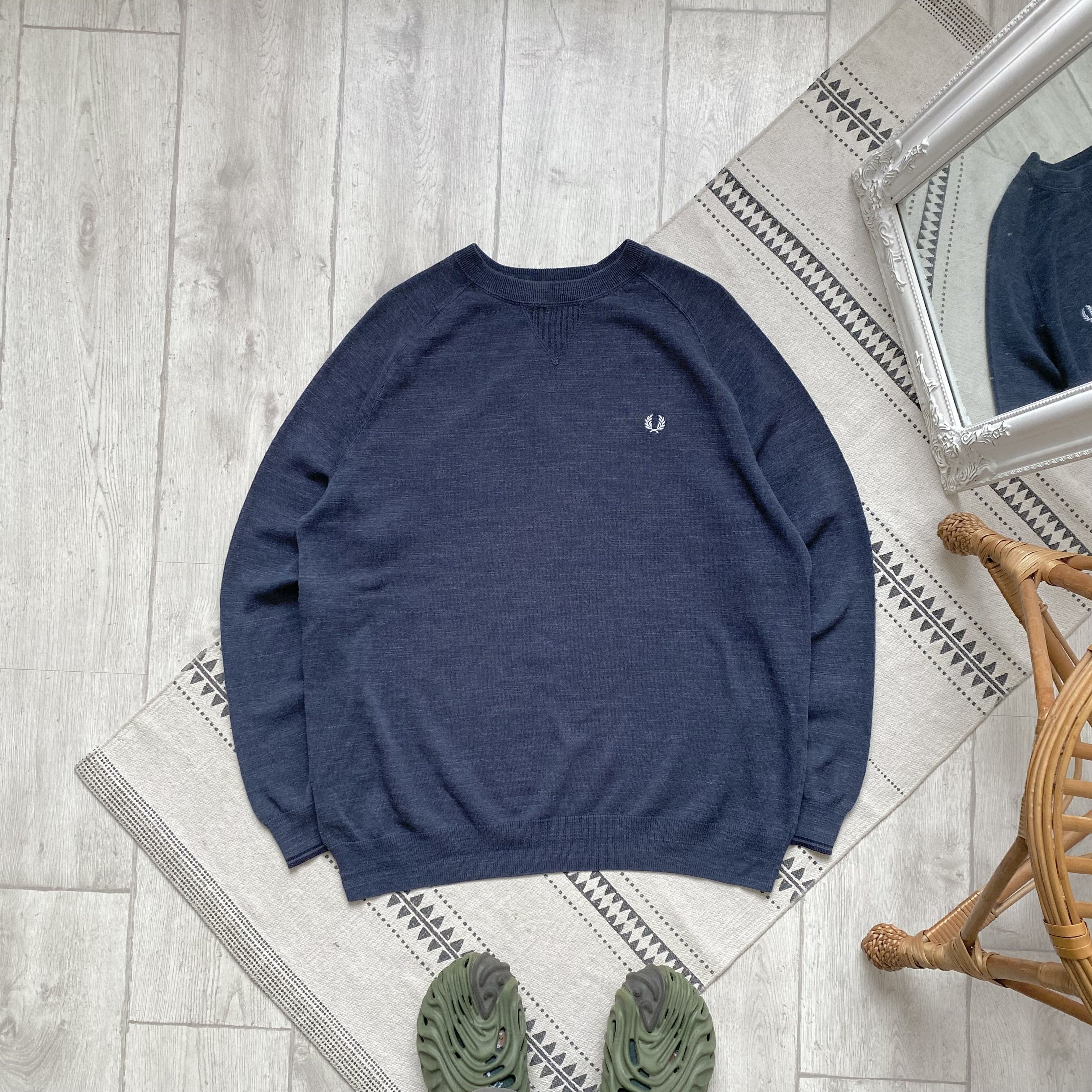 Fred Perry Vintage Fred Perry Sweatshirt Sweater Luxury designer Size US XL / EU 56 / 4 - 1 Thumbnail