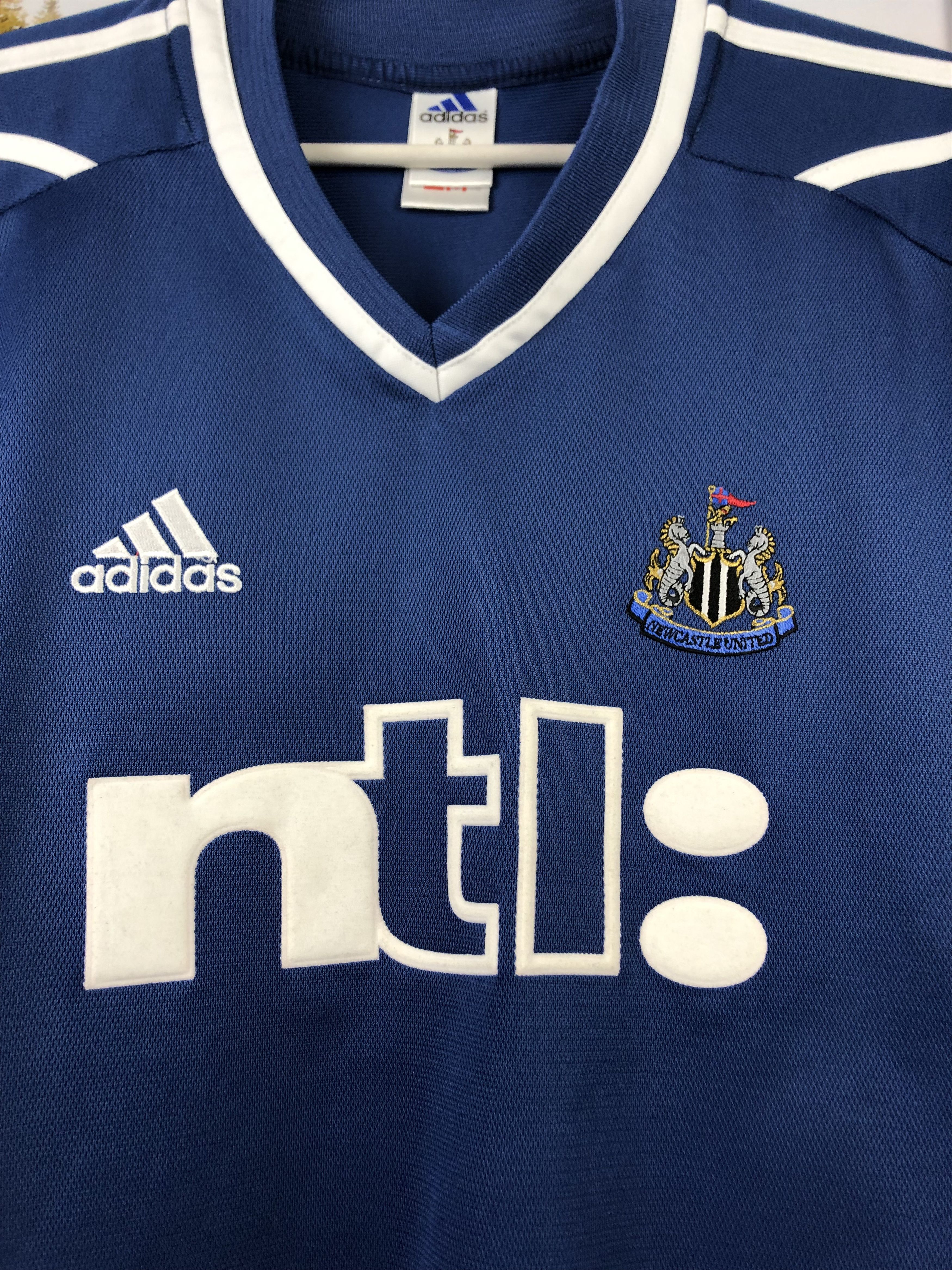 Adidas Newcastle football shirt 2001 Soccer Adidas Jersey Tee Hype Size US L / EU 52-54 / 3 - 5 Thumbnail
