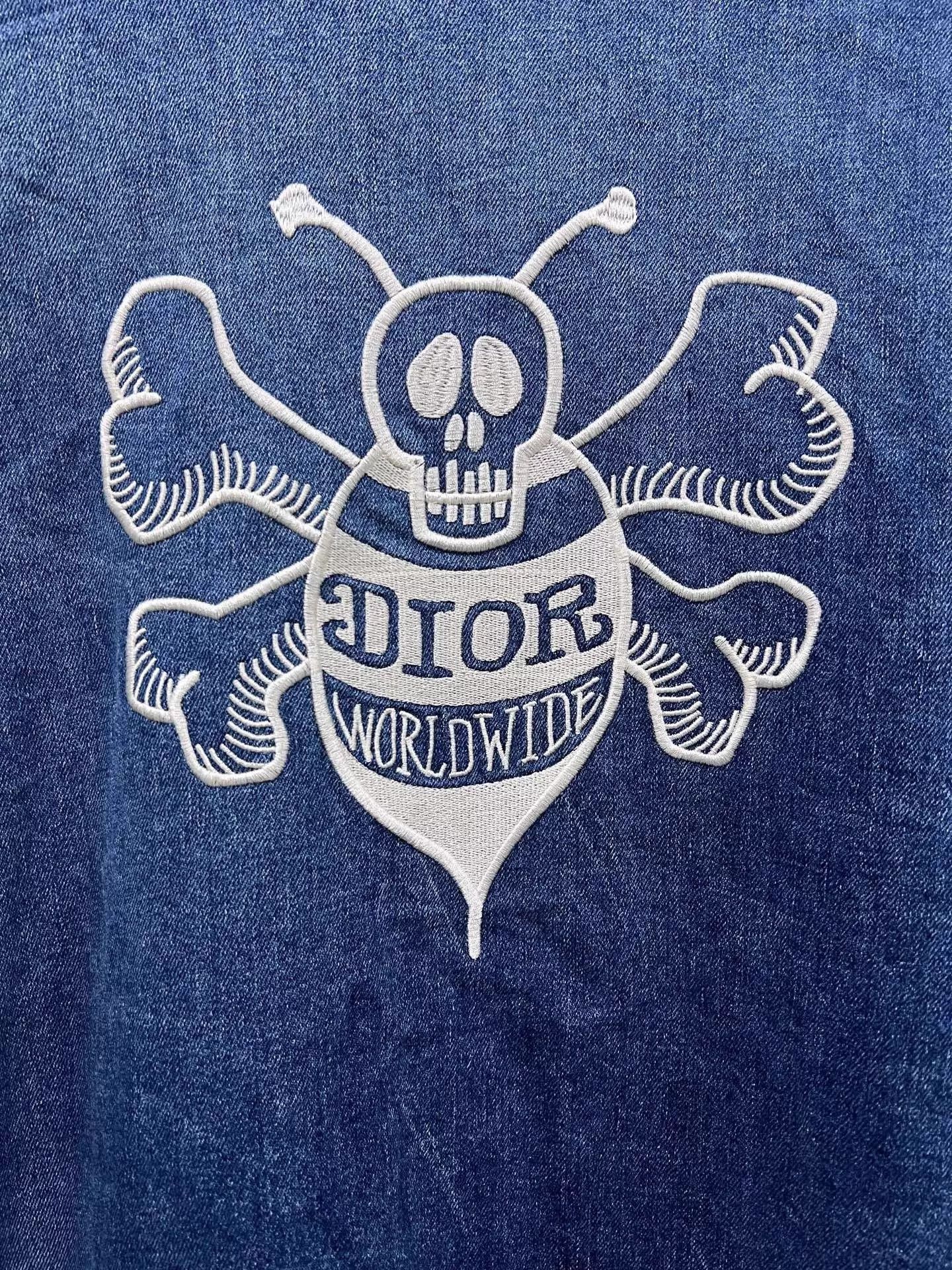 Dior Dior x Stussy Skull & Bee Embroidered Denim Jkt 52 Size US L / EU 52-54 / 3 - 6 Thumbnail