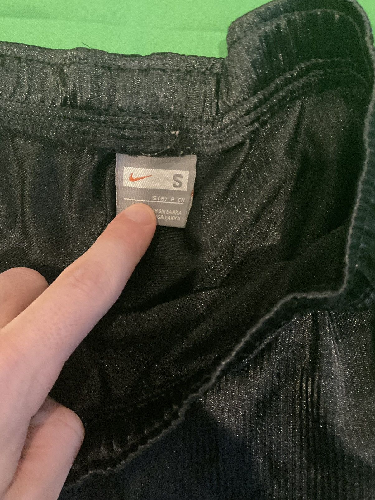 Nike × Vintage Vintage Nike black shorts Size US 30 / EU 46 - 2 Thumbnail