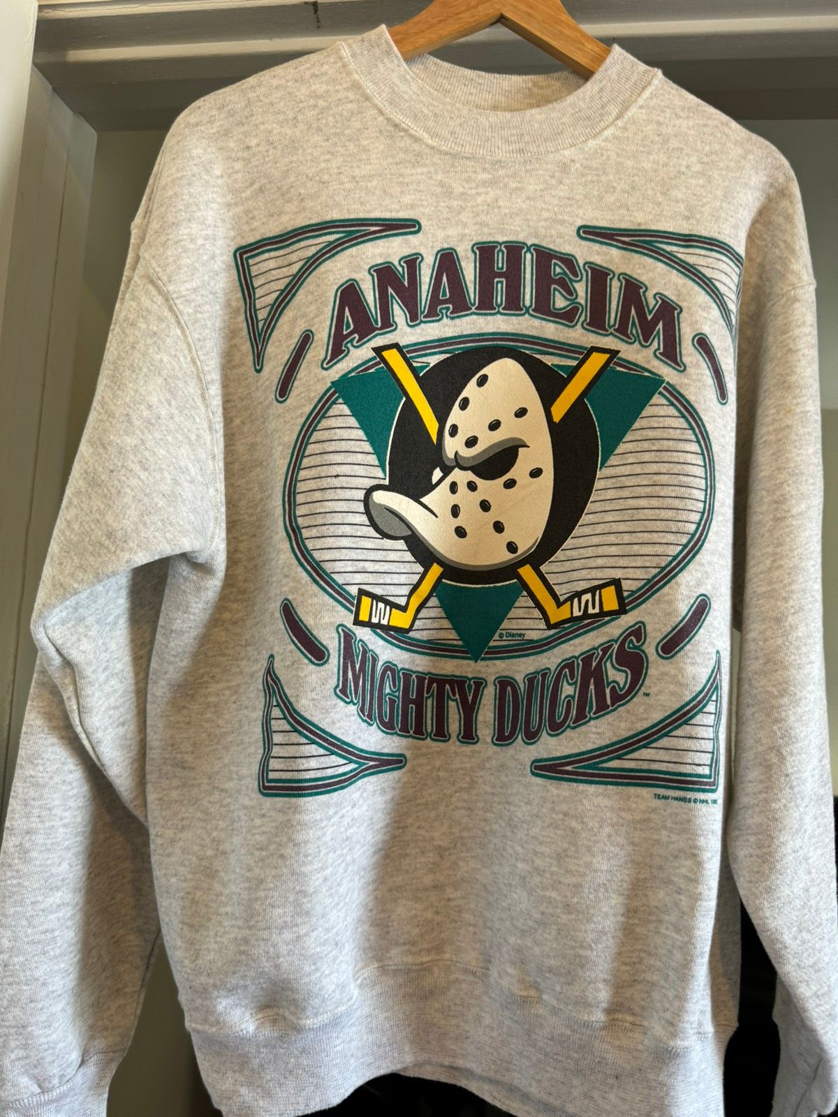Vintage Vintage Anaheim Mighty ducks crew neck size L Size US L / EU 52-54 / 3 - 1 Preview