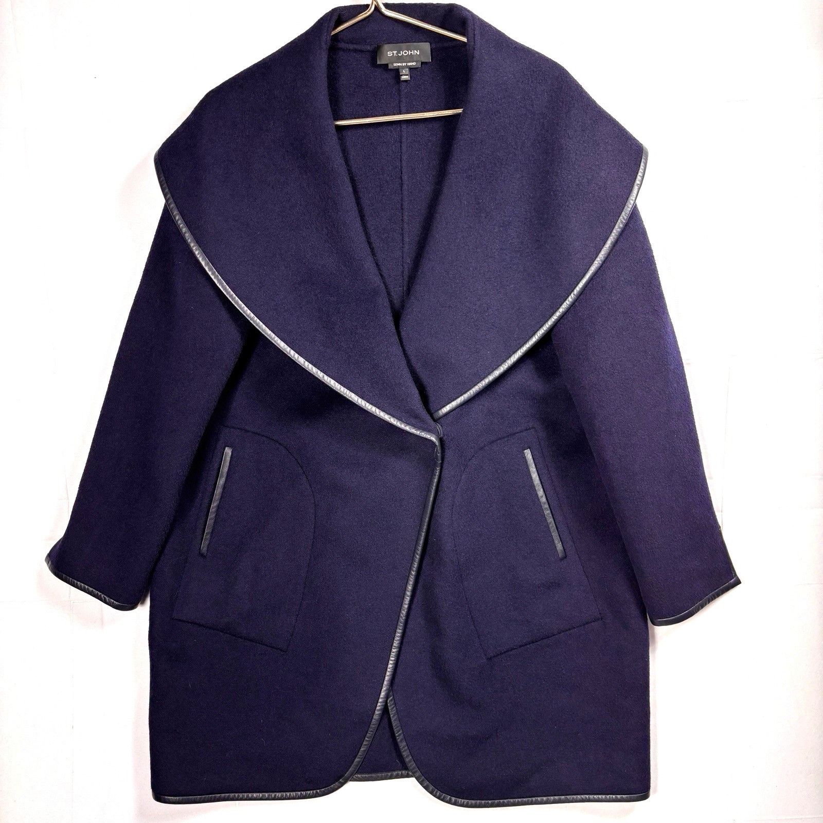 St. John St. John Womens Sz L Navy Wool Angora Cashmere Coat Leather Size L / US 10 / IT 46 - 1 Thumbnail