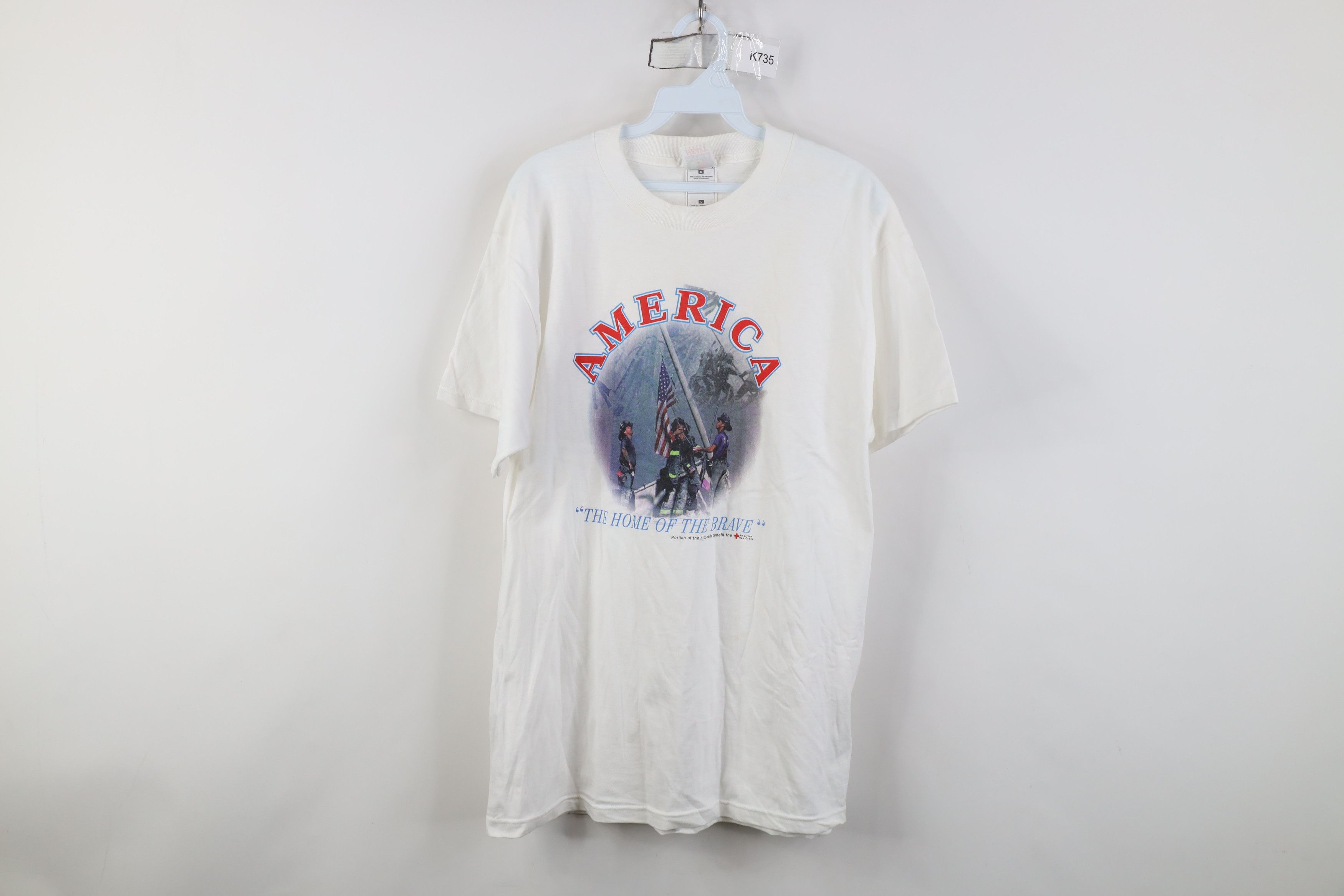 Vintage Vintage September 11 American Firefighters Brave T-Shirt Size US L / EU 52-54 / 3 - 1 Thumbnail