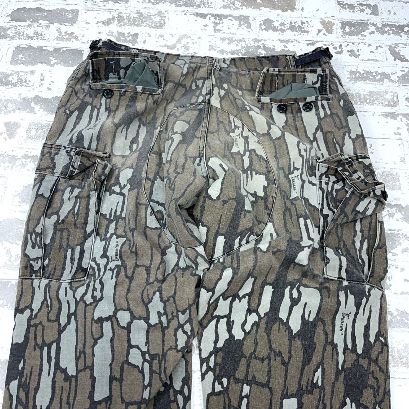 Vintage Vintage Trebark Camo Pants Men XL 40x30 Cargo Baggy Skate USA 90s Hip Hop Adult Size US 36 / EU 52 - 4 Thumbnail