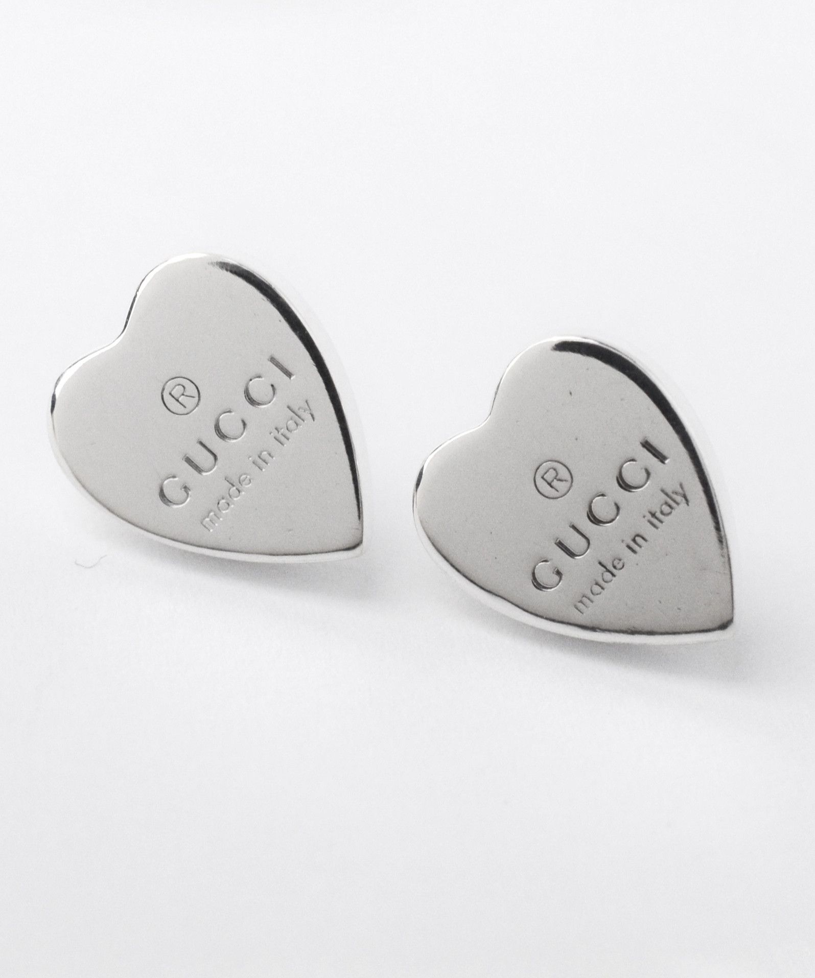 image of Gucci Heart Shape Earrings Sv925 in Silver, Women's