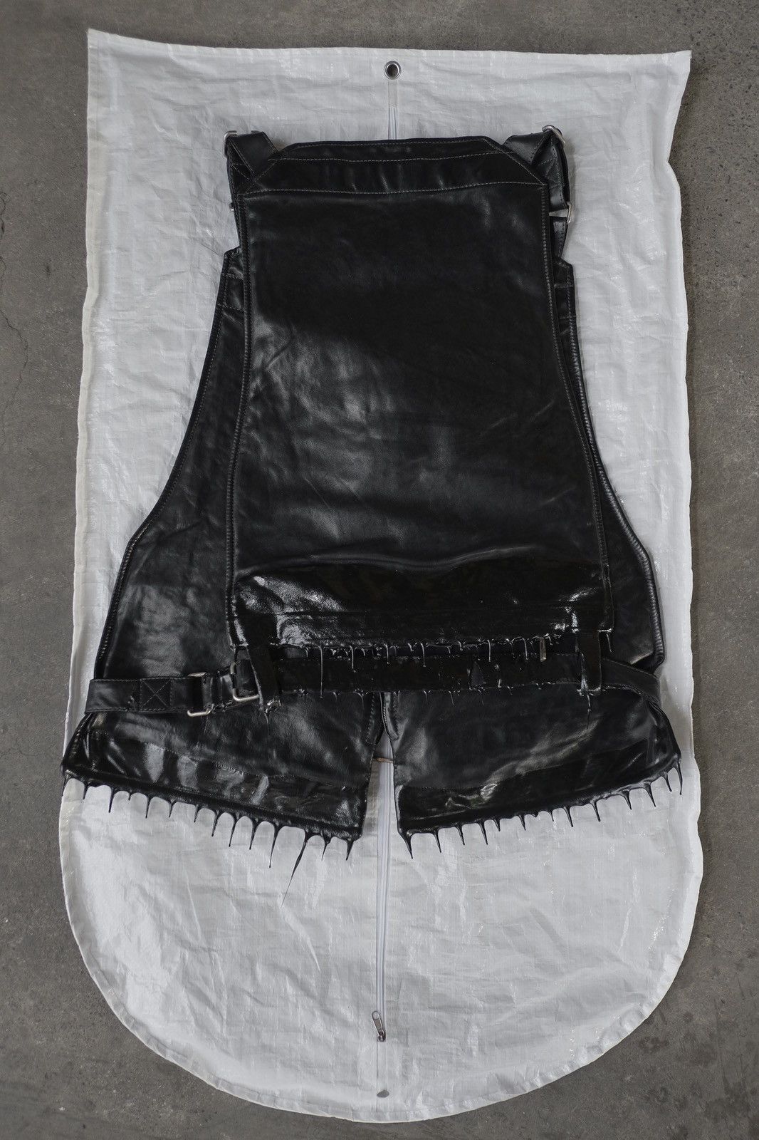 Carol Christian Poell Carol Christian Poell Leather Drip Vestbag AM/2373R Size US M / EU 48-50 / 2 - 9 Thumbnail