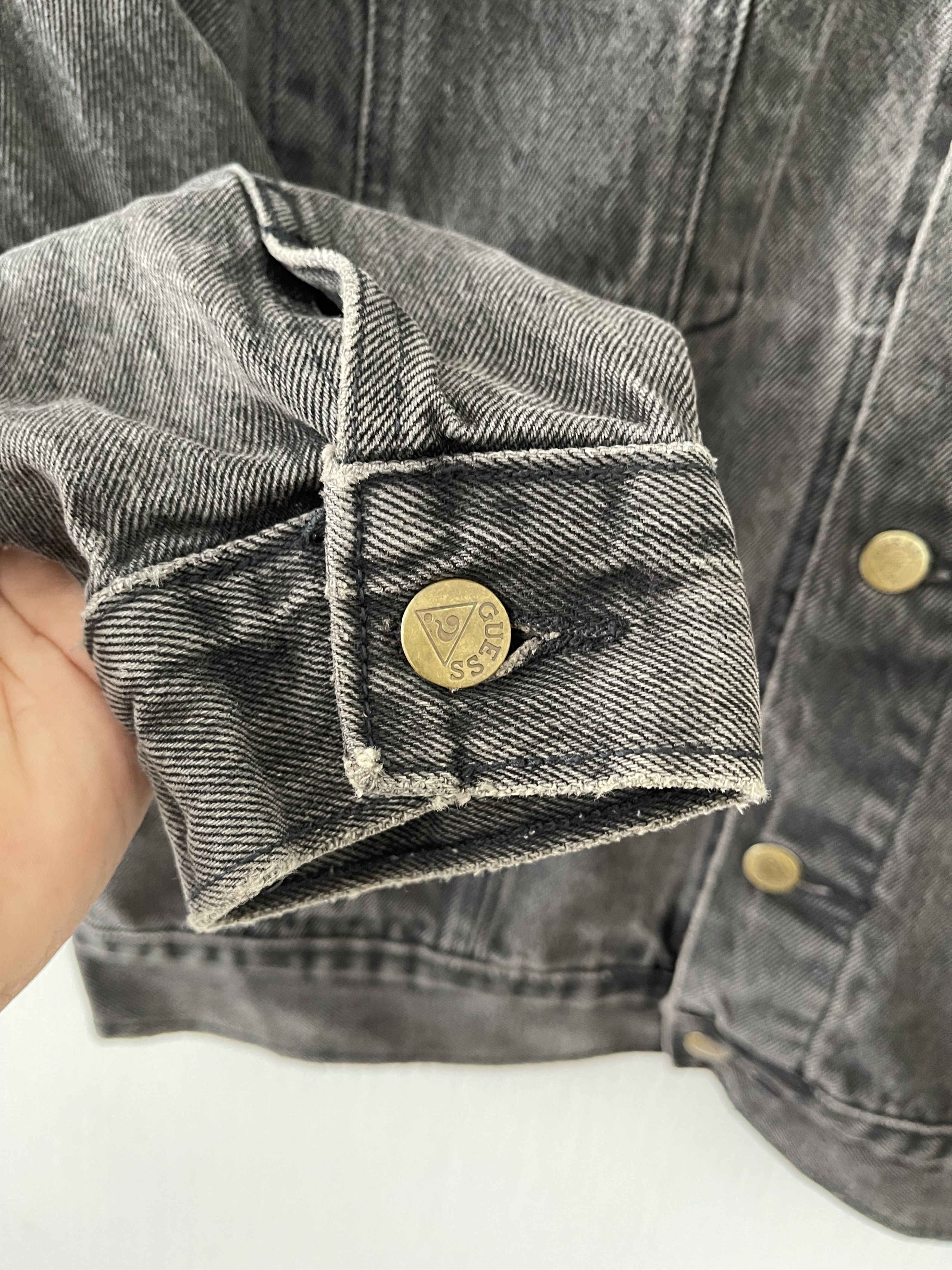 Guess × Vintage VINTAGE GUESS DESTROYED BLACK DENIM JACKET Size US L / EU 52-54 / 3 - 13 Thumbnail