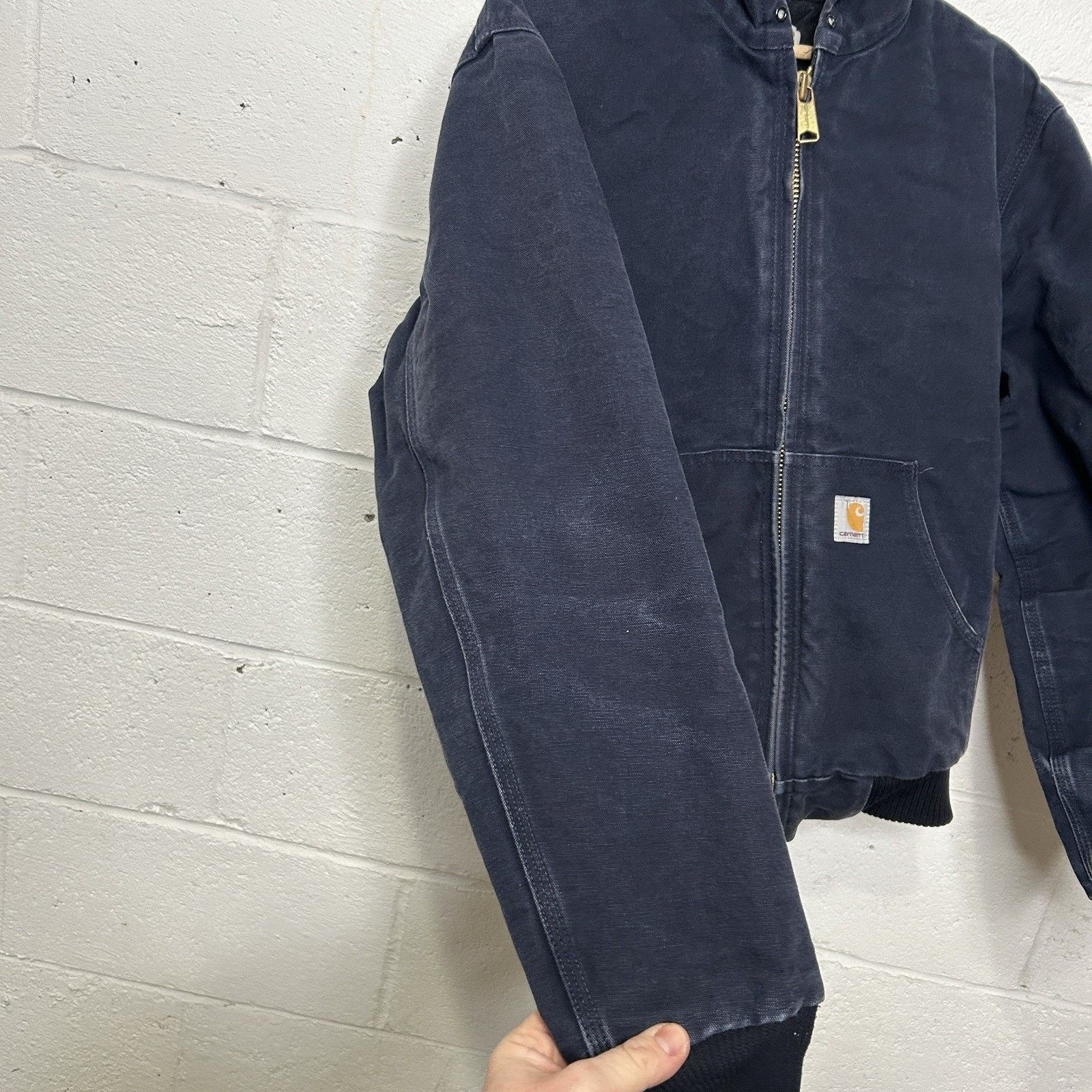 Carhartt Carhartt Quilted Active Jacket “Dark Navy” J140 DNY Size US S / EU 44-46 / 1 - 6 Thumbnail
