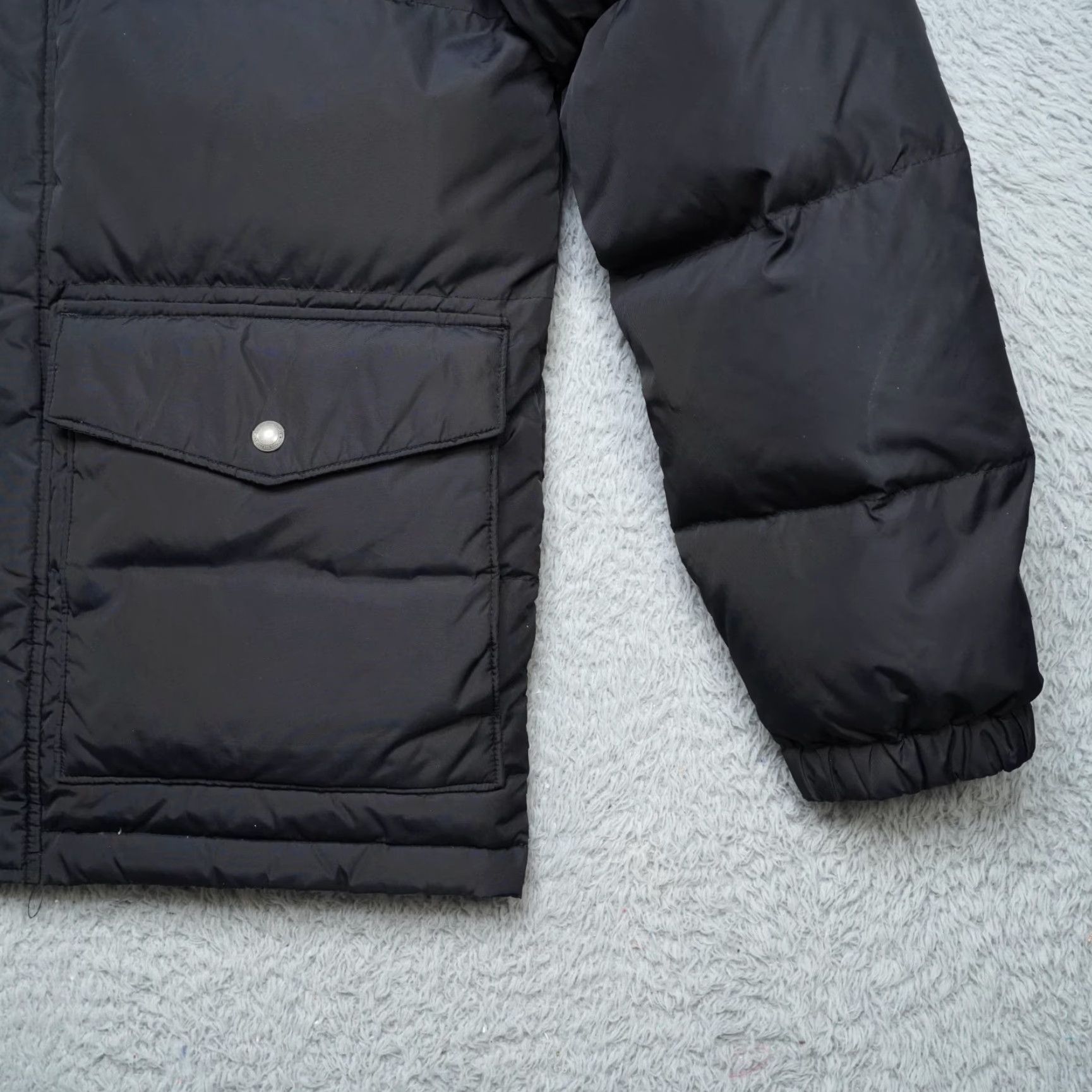 Lands' End Lands End Puffer Jacket Mens S Black Down Coat Heavy Nylon Work Excellent Jacket/Coat Short Stand-Up Collar Zip Pocket Packable Mens Size US S / EU 44-46 / 1 - 5 Thumbnail
