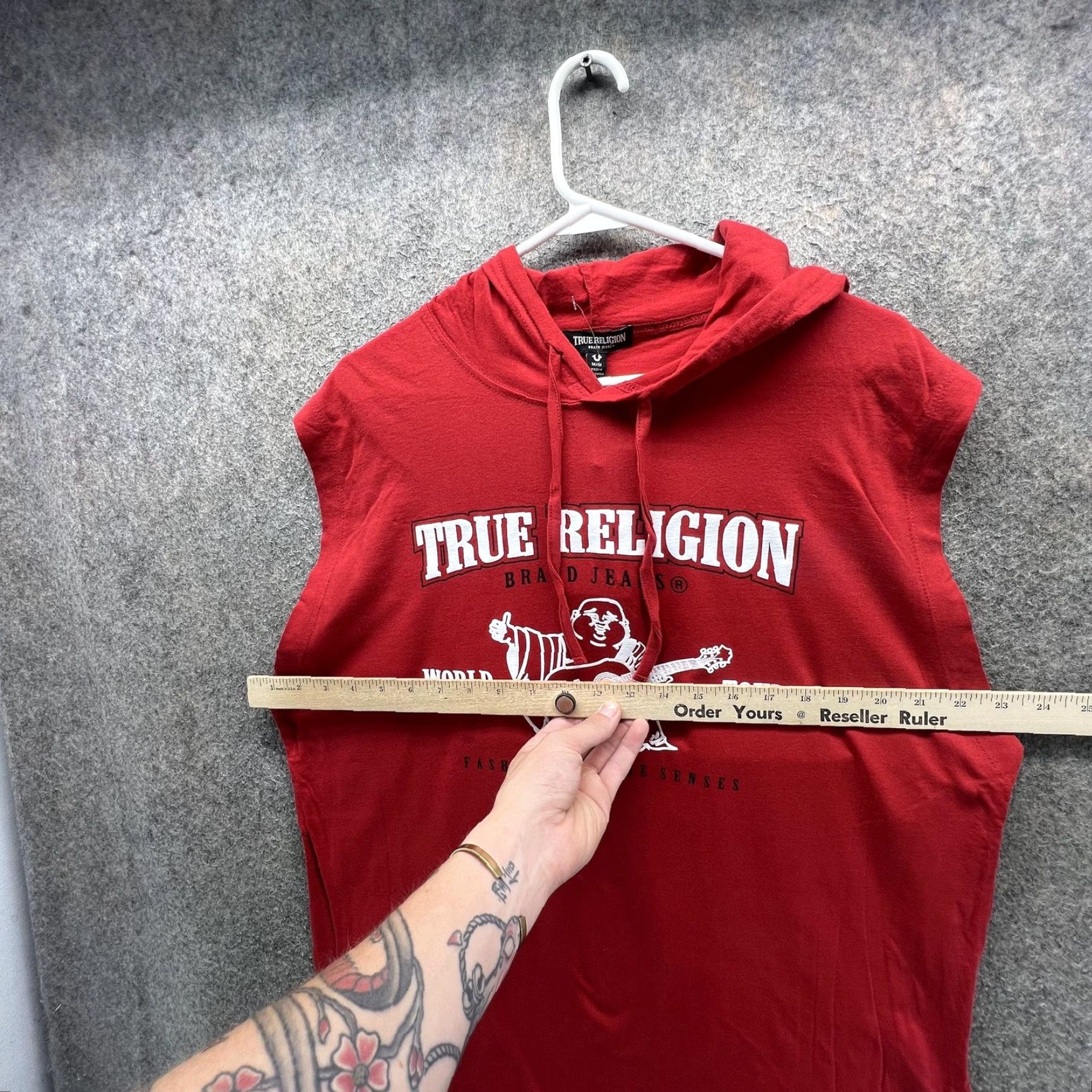 True Religion True Religion Hoodie Mens M Red Sleeveless Graphic Pullover Tank Shirt Size US M / EU 48-50 / 2 - 6 Thumbnail