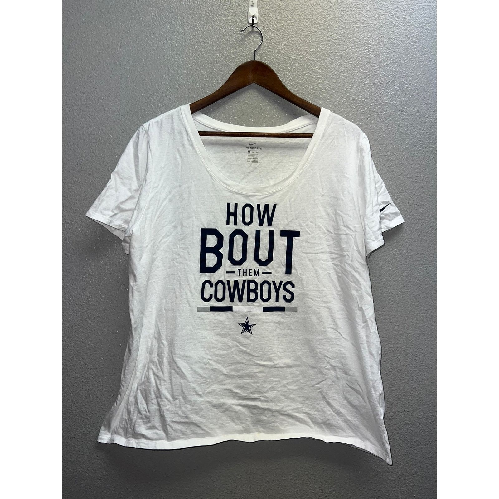 Nike Womens Nike Dallas Cowboys Shirt How Bout Them Cowboys NFL 2 Size XXL / US 16-18 / IT 52-54 - 1 Thumbnail