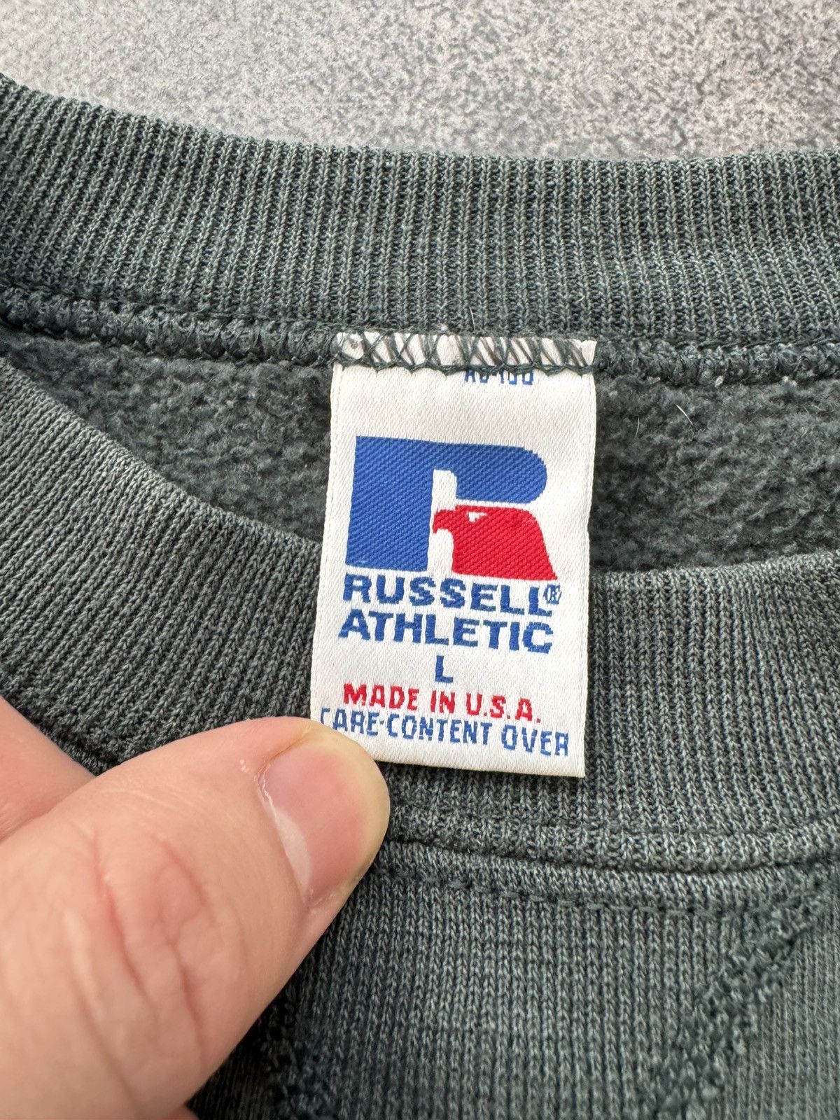 Russell Athletic 90'S USA MADE RUSSEL ATHLETIC SWEATSHIRT Size US L / EU 52-54 / 3 - 7 Thumbnail