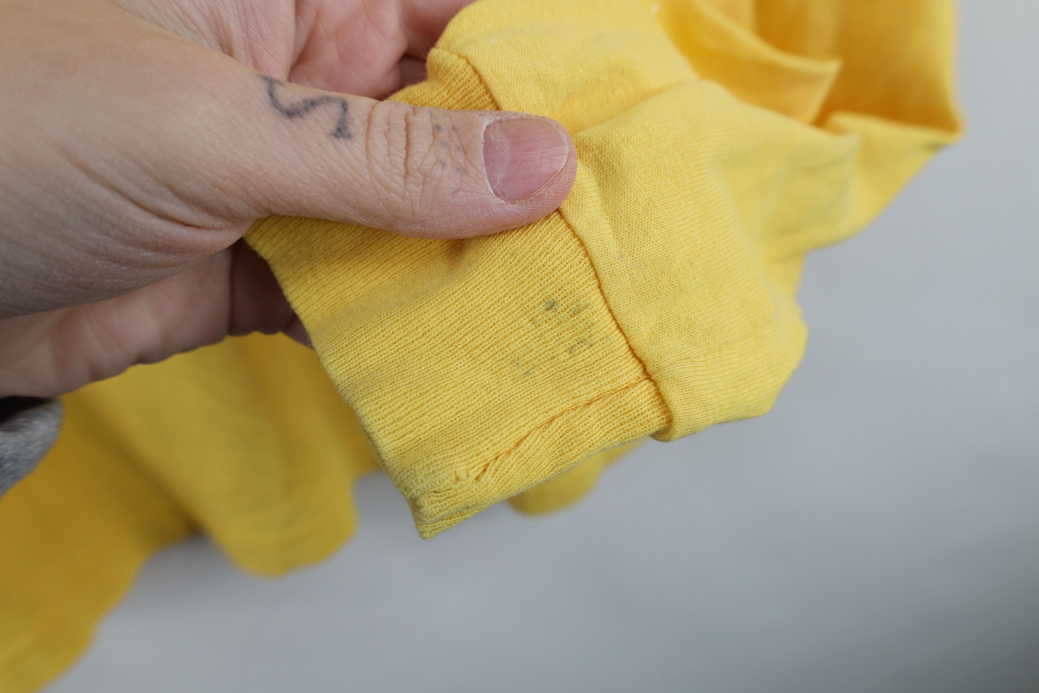 Starter Vintage 90s Starter Spell Out Long Sleeve T-Shirt Yellow Size US XS / EU 42 / 0 - 9 Thumbnail
