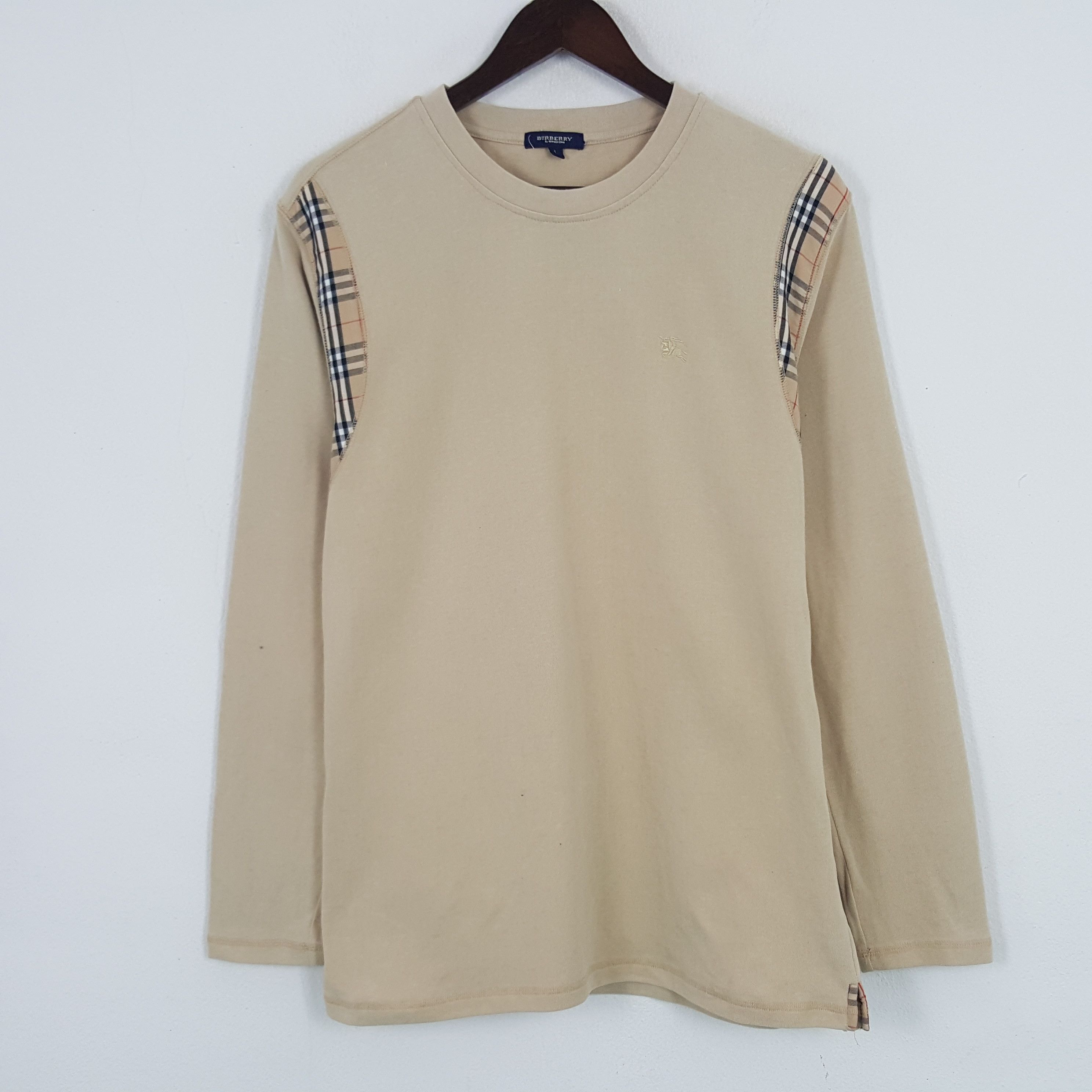 Burberry × Japanese Brand × Vintage Vintage Burberry London Nova Check Tshirt Size US M / EU 48-50 / 2 - 1 Thumbnail