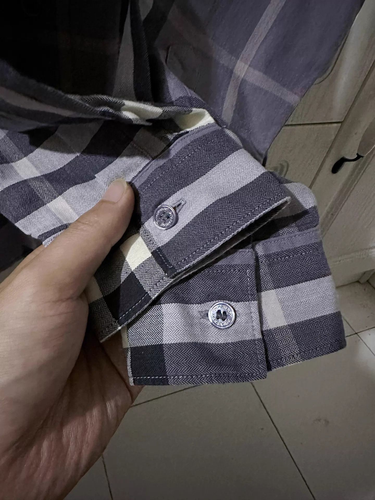 Burberry BURBERRY Runway Classic Check Shirt M Size US M / EU 48-50 / 2 - 6 Thumbnail