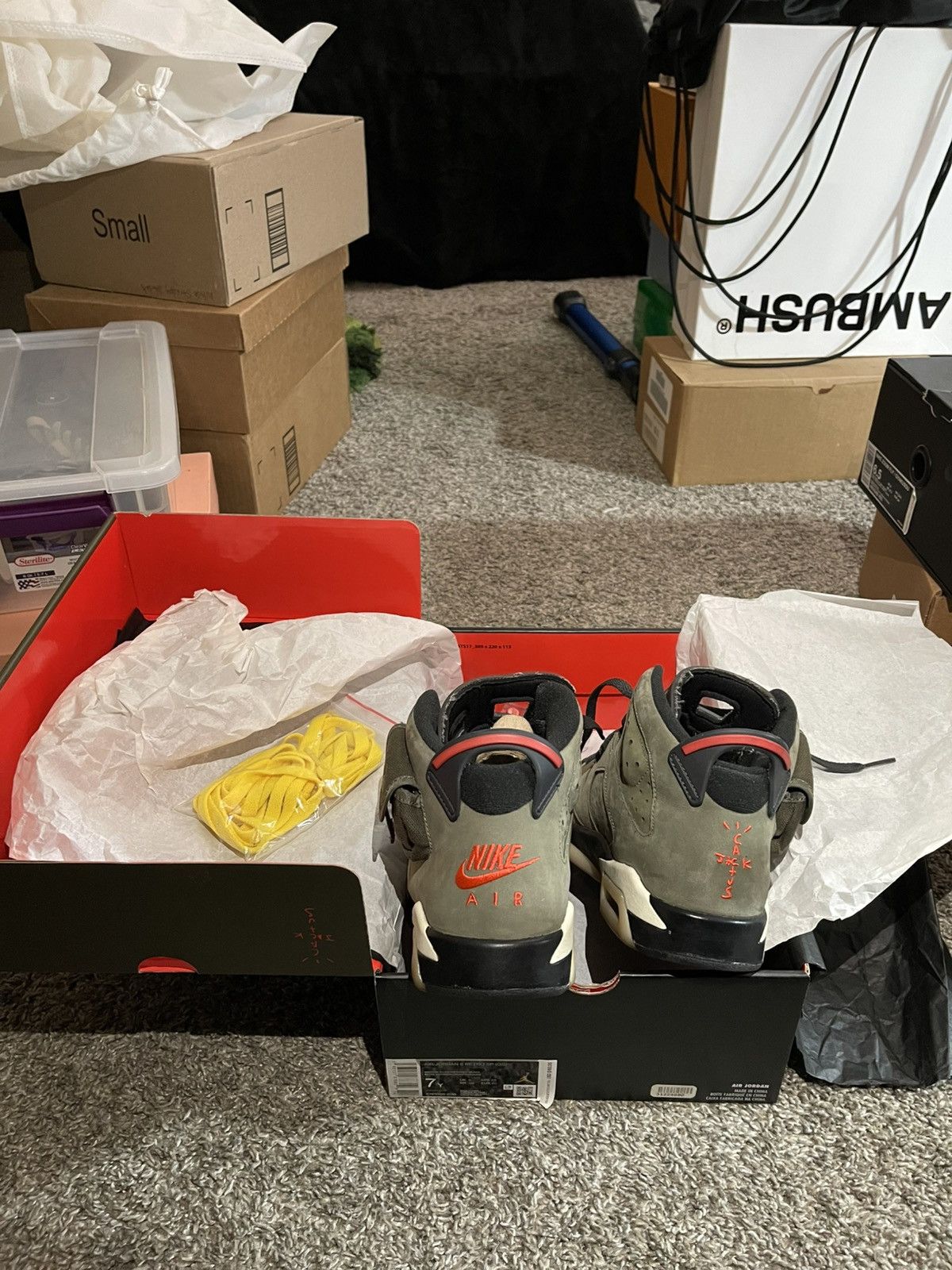 Jordan Brand Travis Scott Cactus Jack Jordan 6s Size US 7 / EU 40 - 4 Thumbnail
