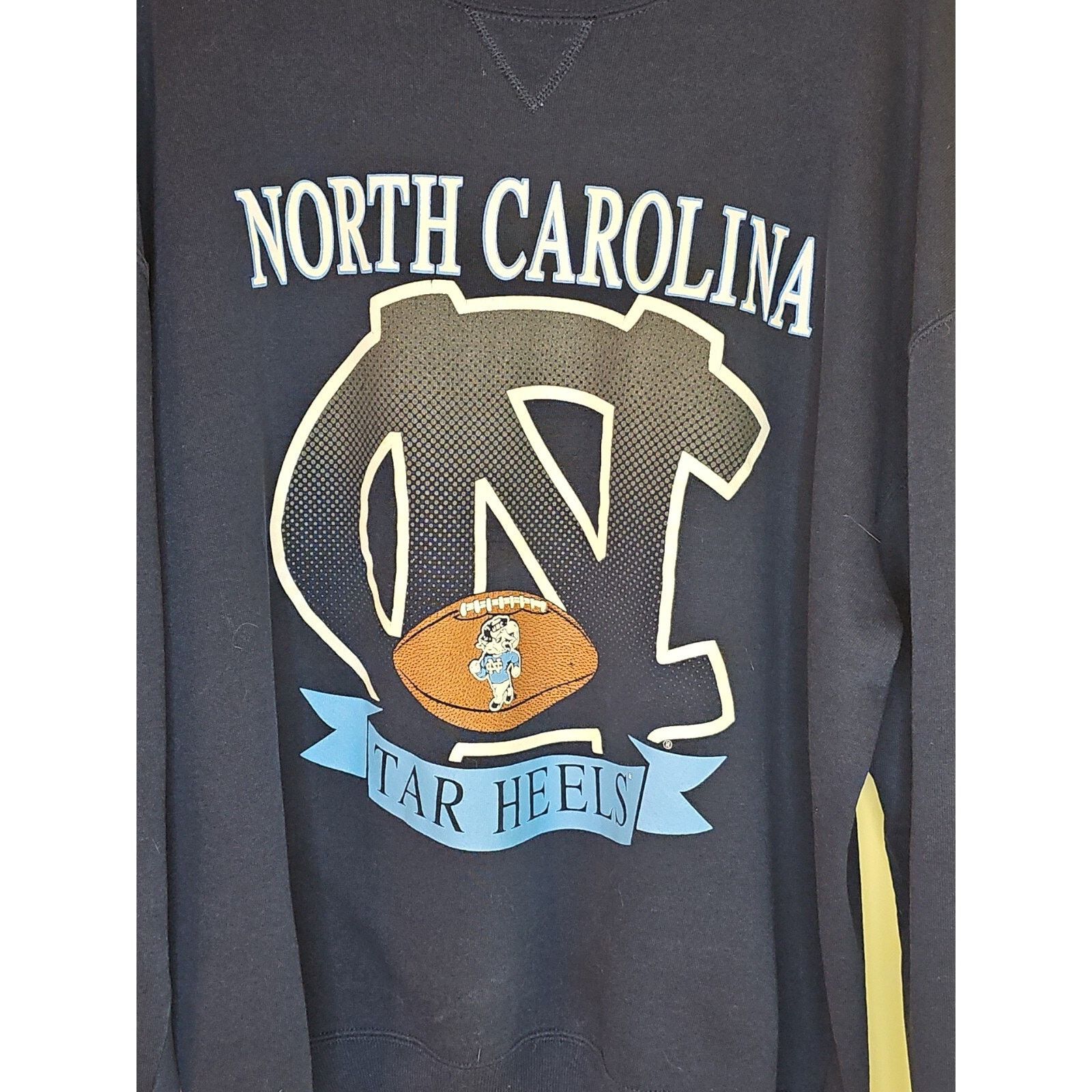Russell Athletic Vintag Russell Athletic College Sweatshirt UNC Tarheels XXL Size US XXL / EU 58 / 5 - 2 Thumbnail
