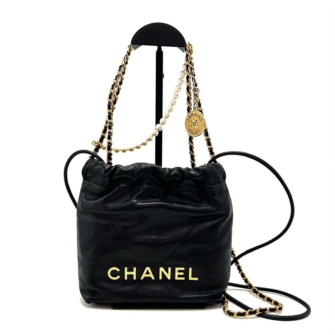 Chanel Pre-loved Bag Very good condition Size ONE SIZE - 1 Thumbnail