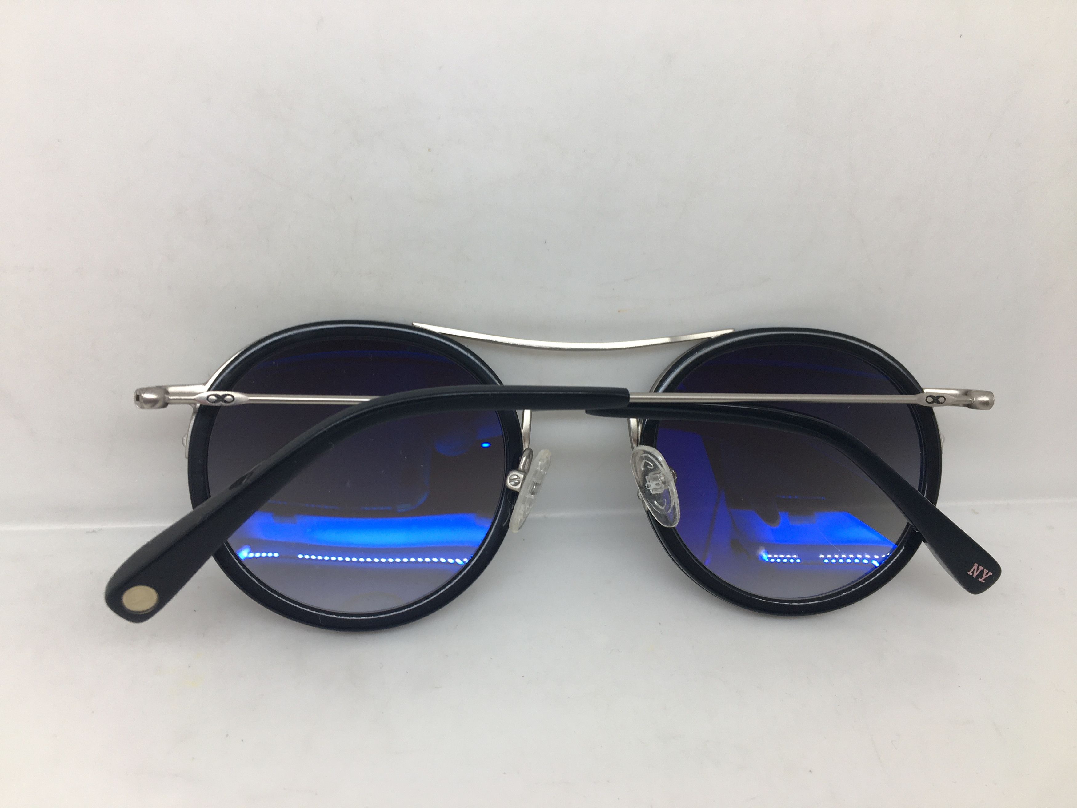 Other Silver Round Sunglasses Frame Black Rims Size ONE SIZE - 8 Thumbnail