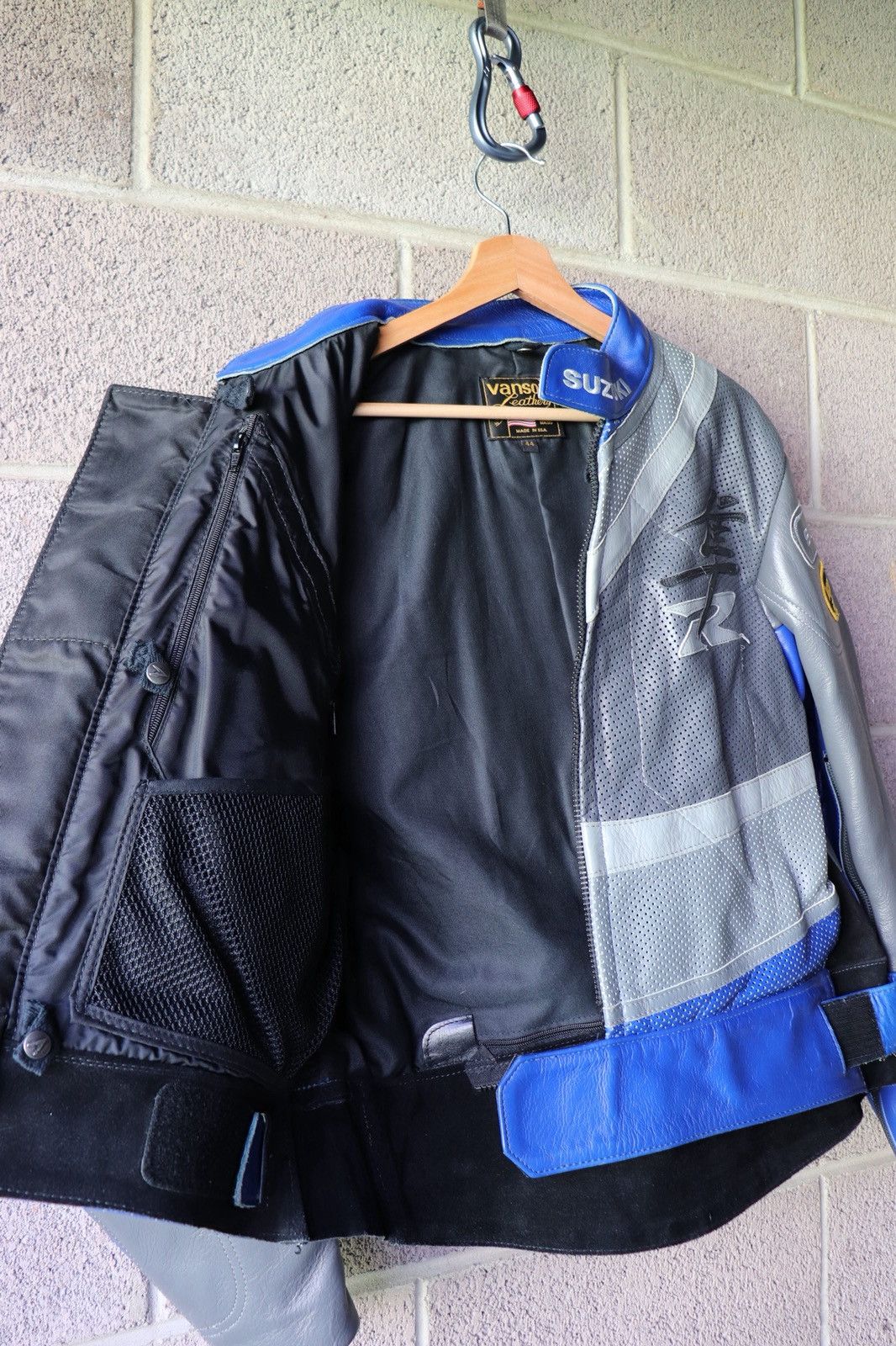 Vanson Leathers Suzuki Hayabusa Vanson Leather Jacket Size 44 Size US S / EU 44-46 / 1 - 4 Thumbnail